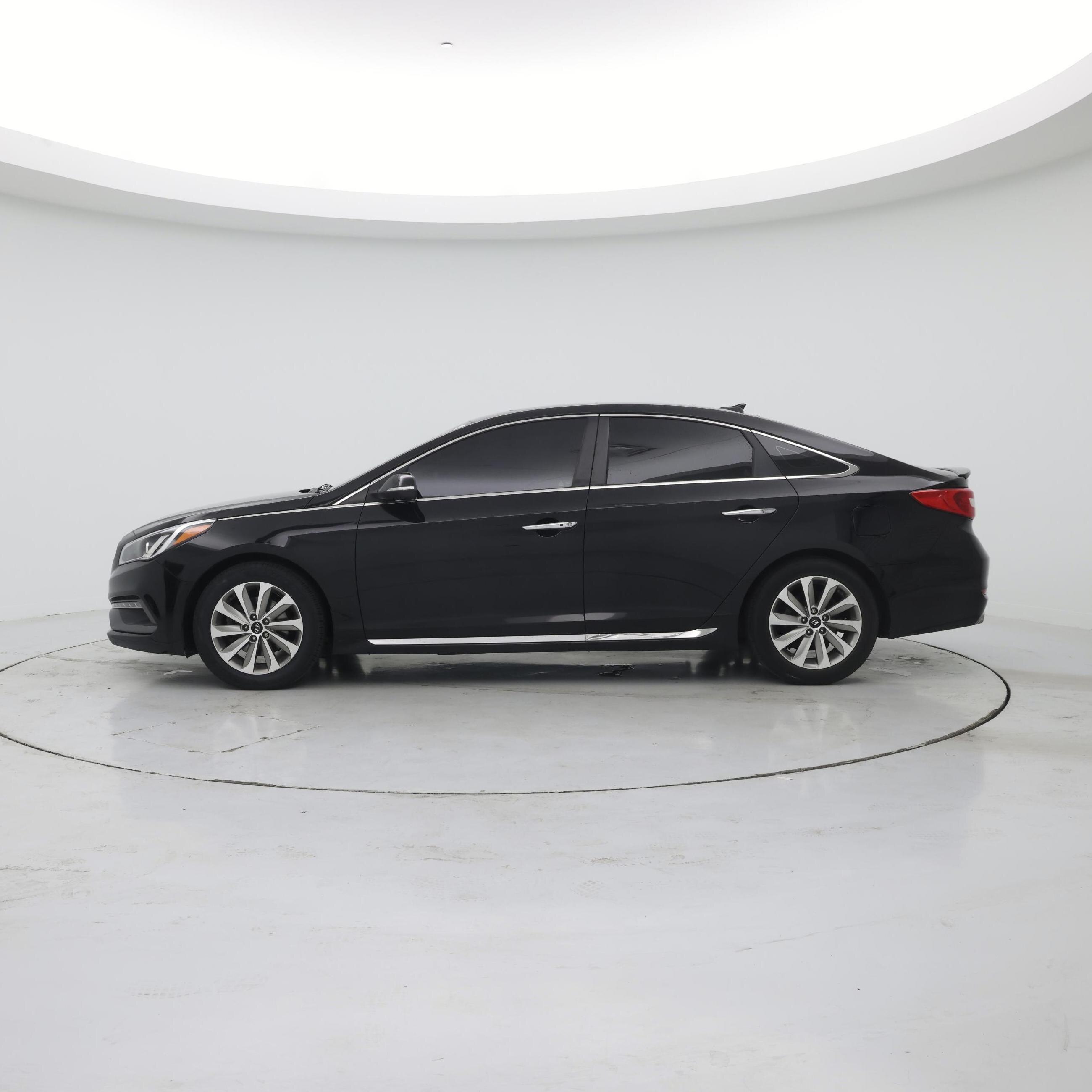 Thumbnail: 2017 Hyundai Sonata - 3