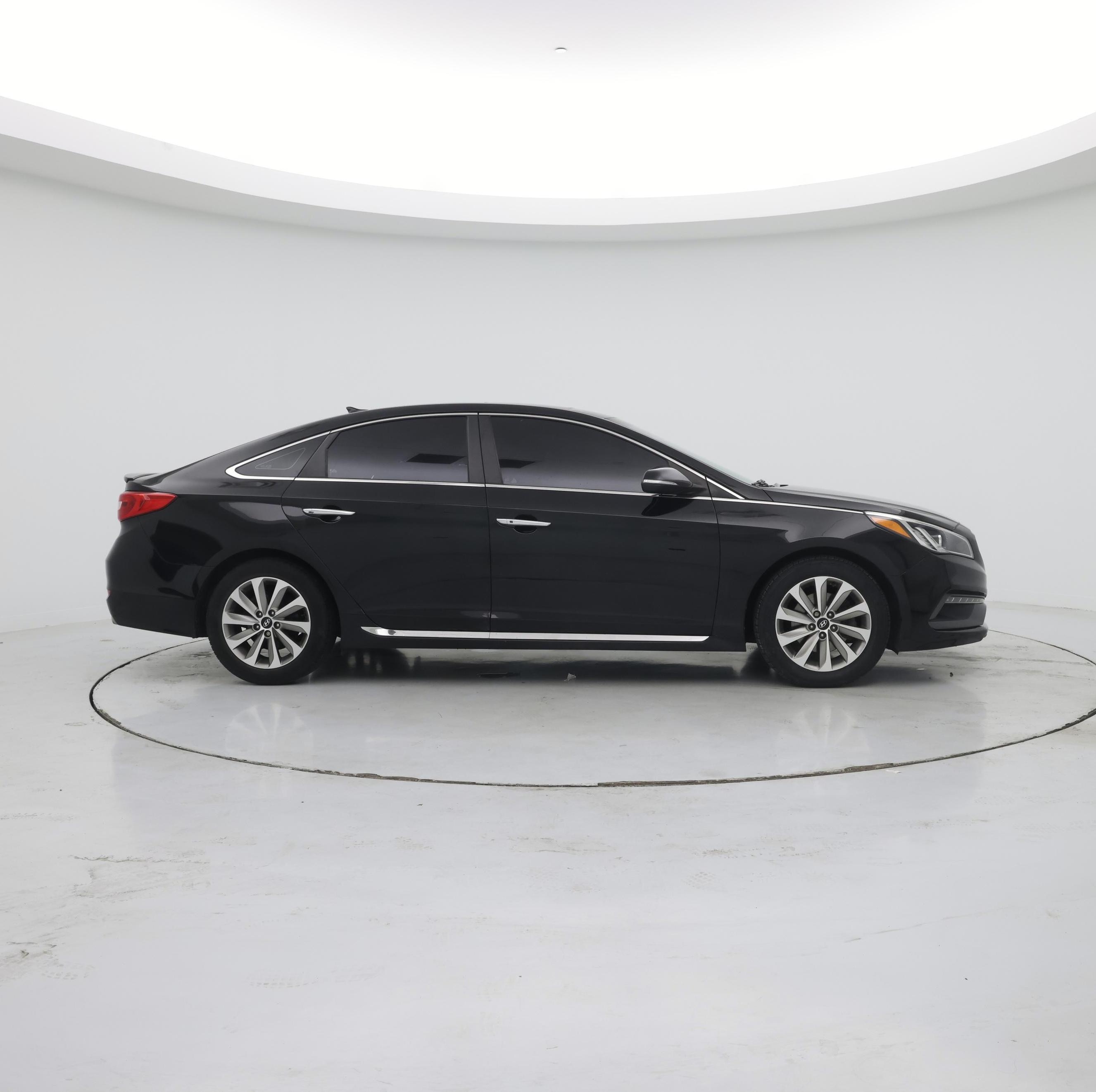 Thumbnail: 2017 Hyundai Sonata - 7