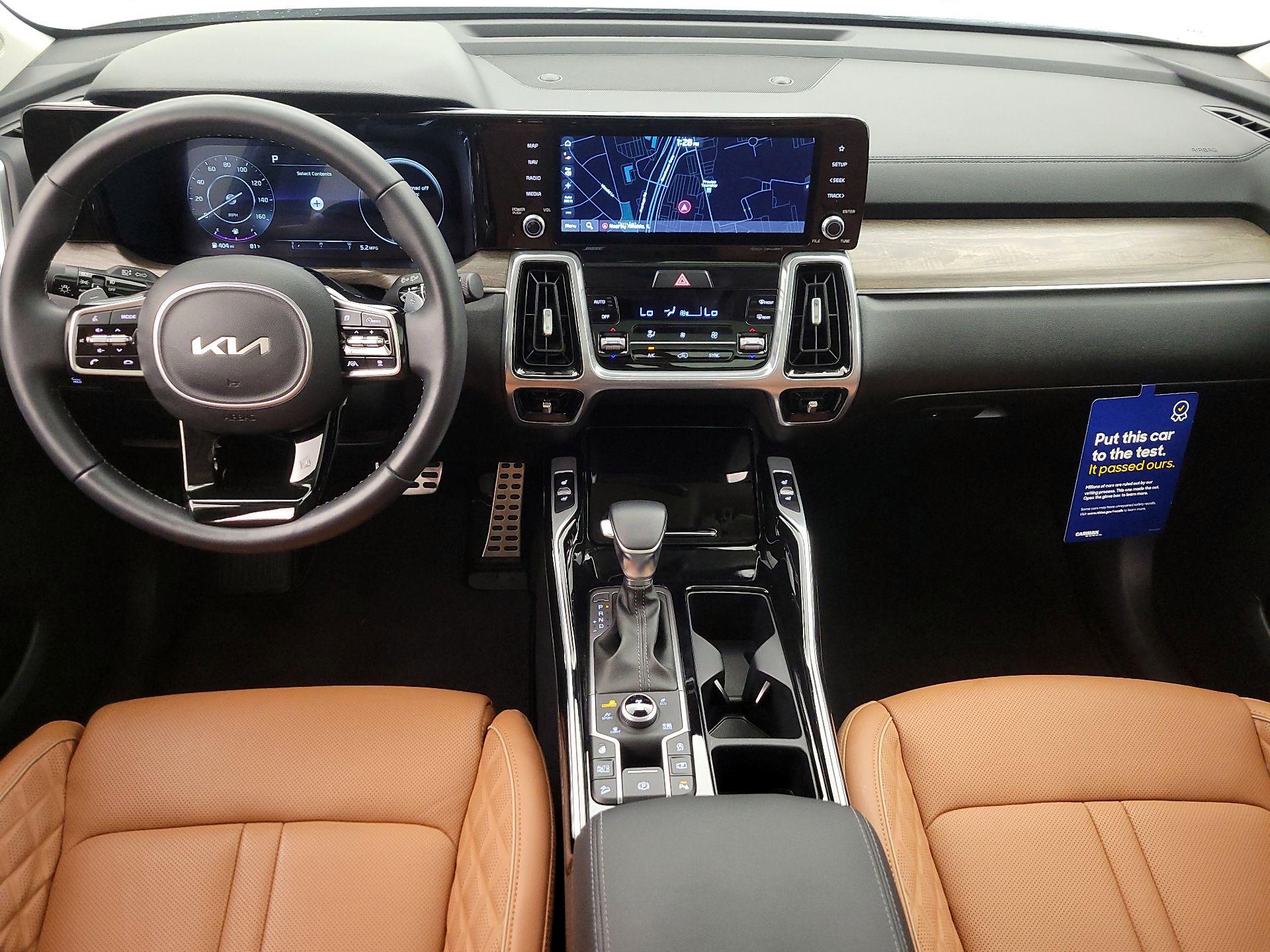 Thumbnail: 2023 Kia Sorento - 9