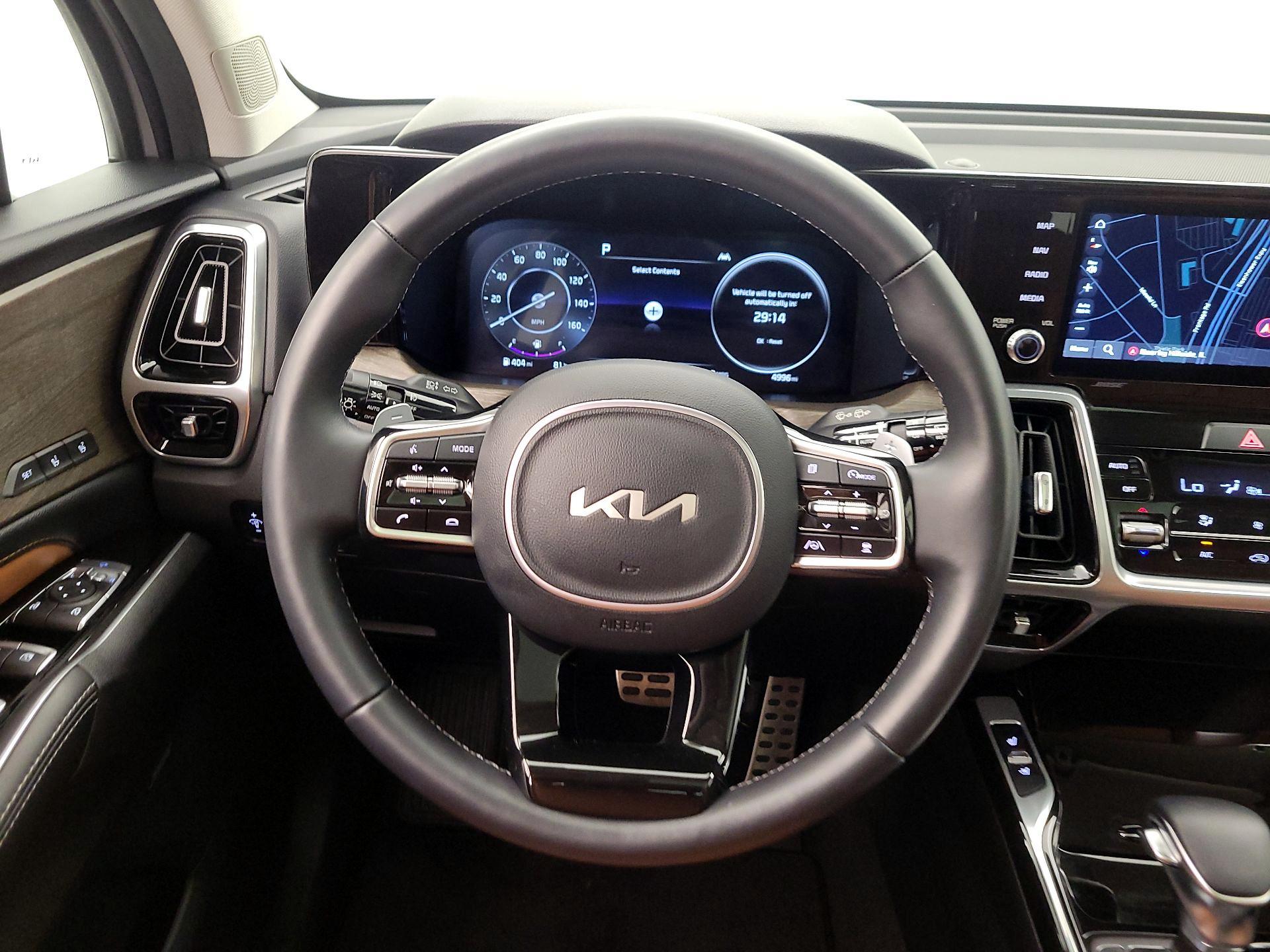 Thumbnail: 2023 Kia Sorento - 10