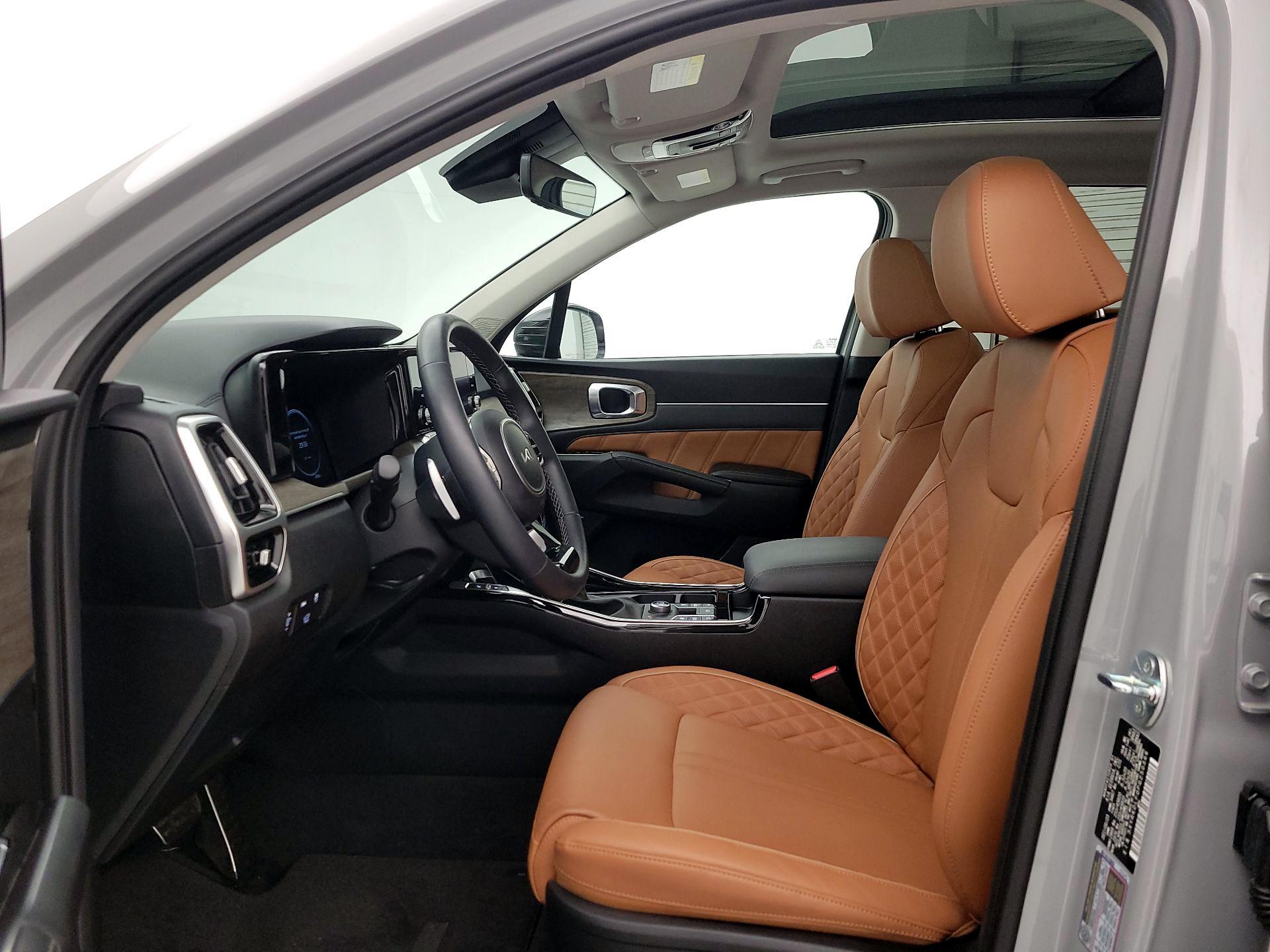 Thumbnail: 2023 Kia Sorento - 20