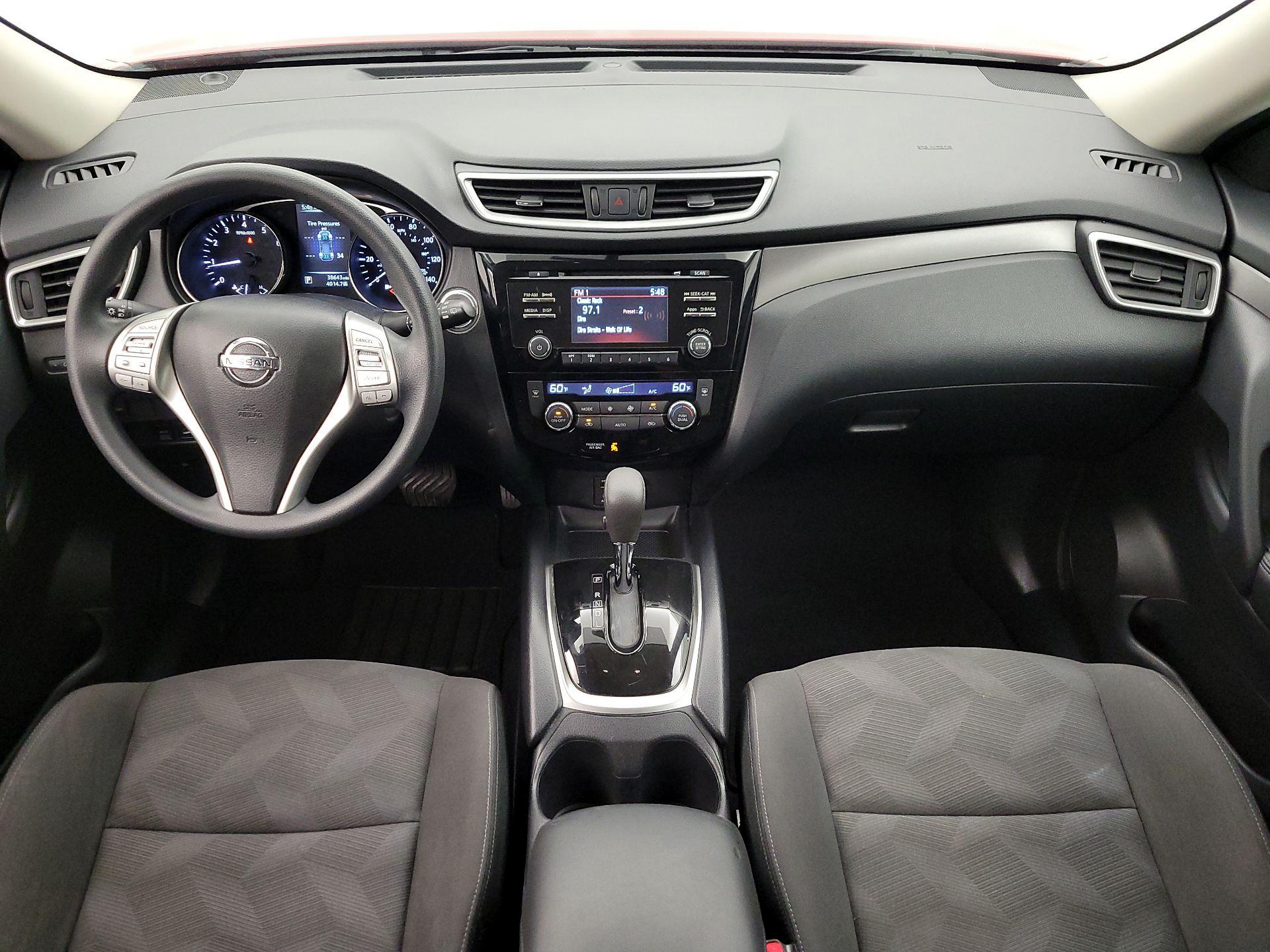 Thumbnail: 2016 Nissan Rogue - 9