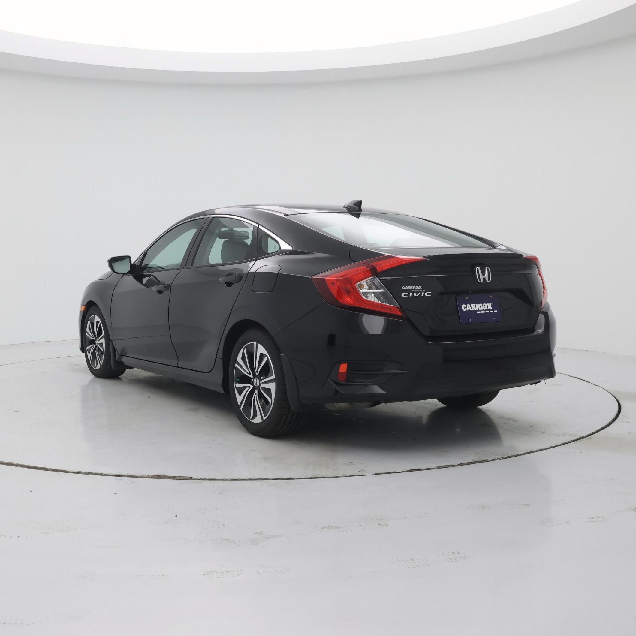 Thumbnail: 2017 Honda Civic - 2