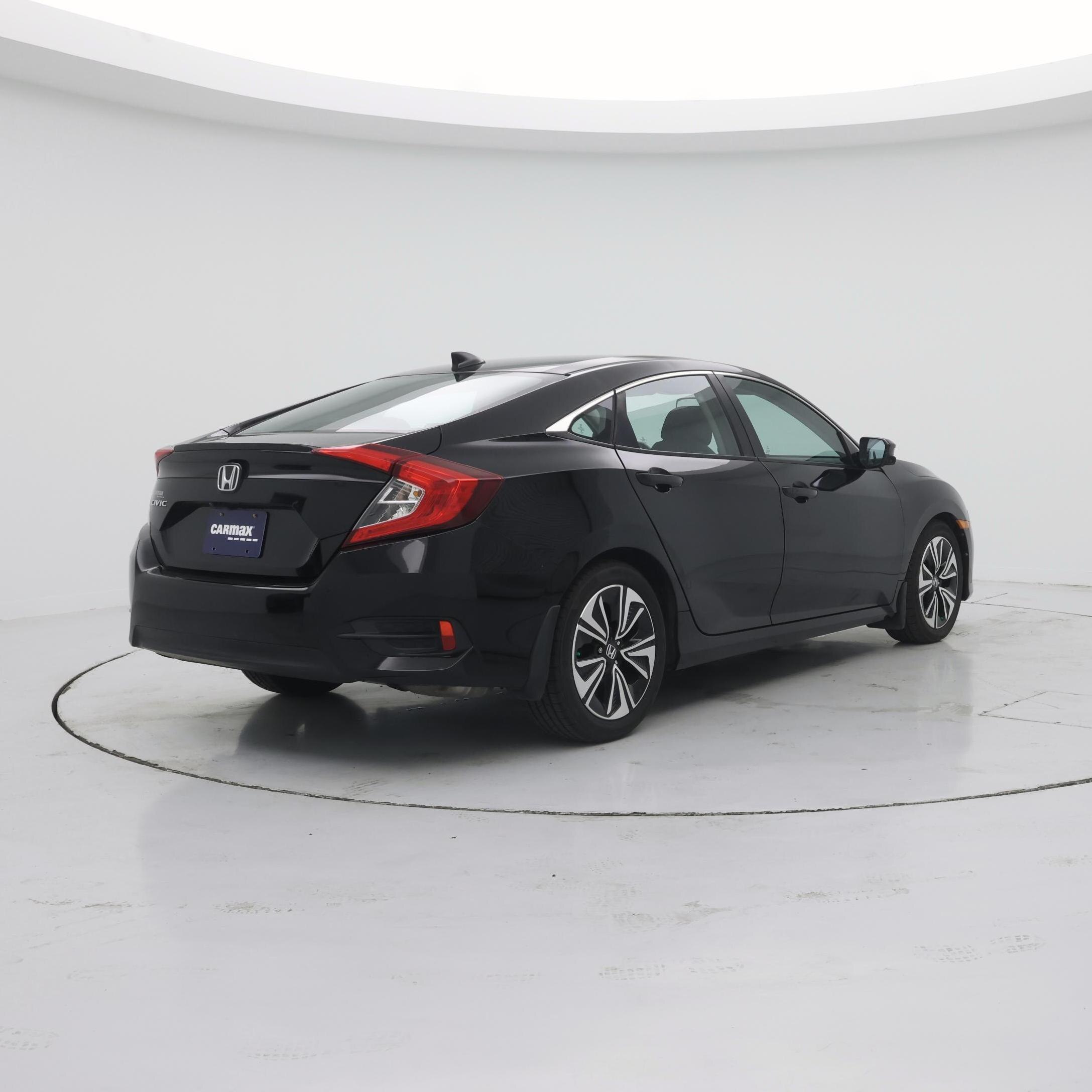 Thumbnail: 2017 Honda Civic - 8