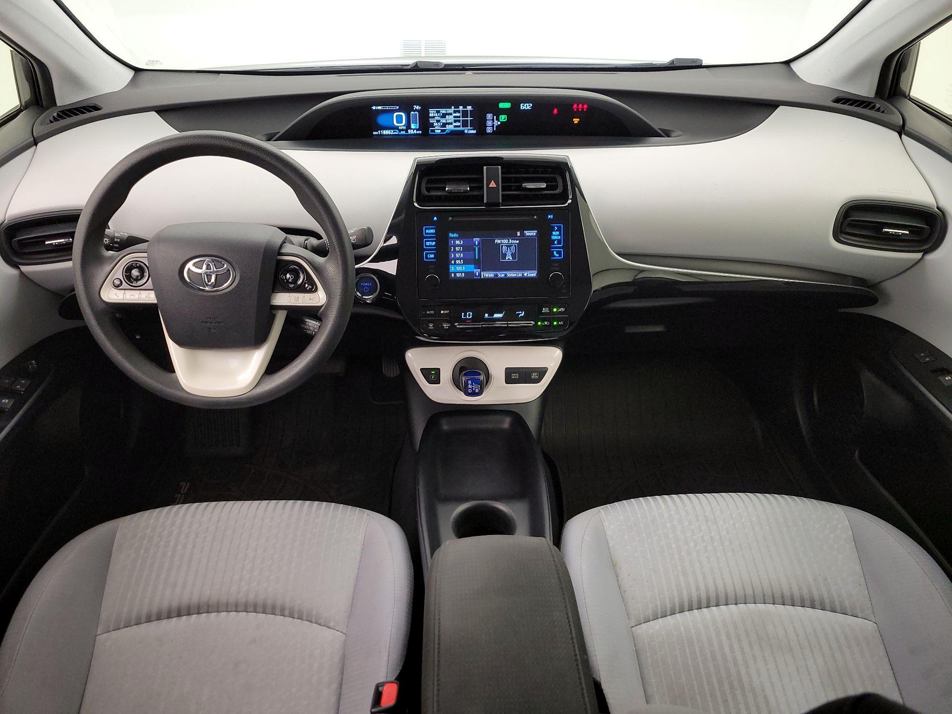 Thumbnail: 2017 Toyota Prius - 9