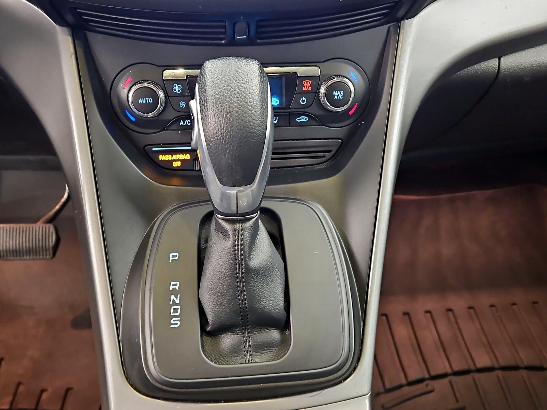 Thumbnail: 2016 Ford Escape - 17