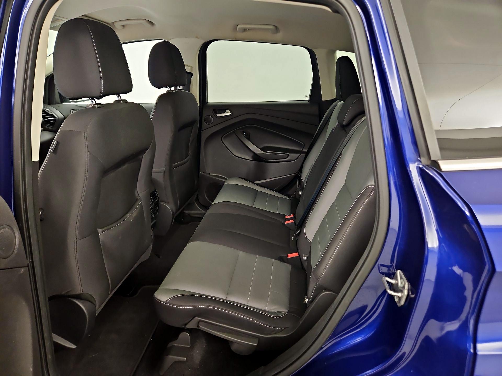 Thumbnail: 2016 Ford Escape - 19