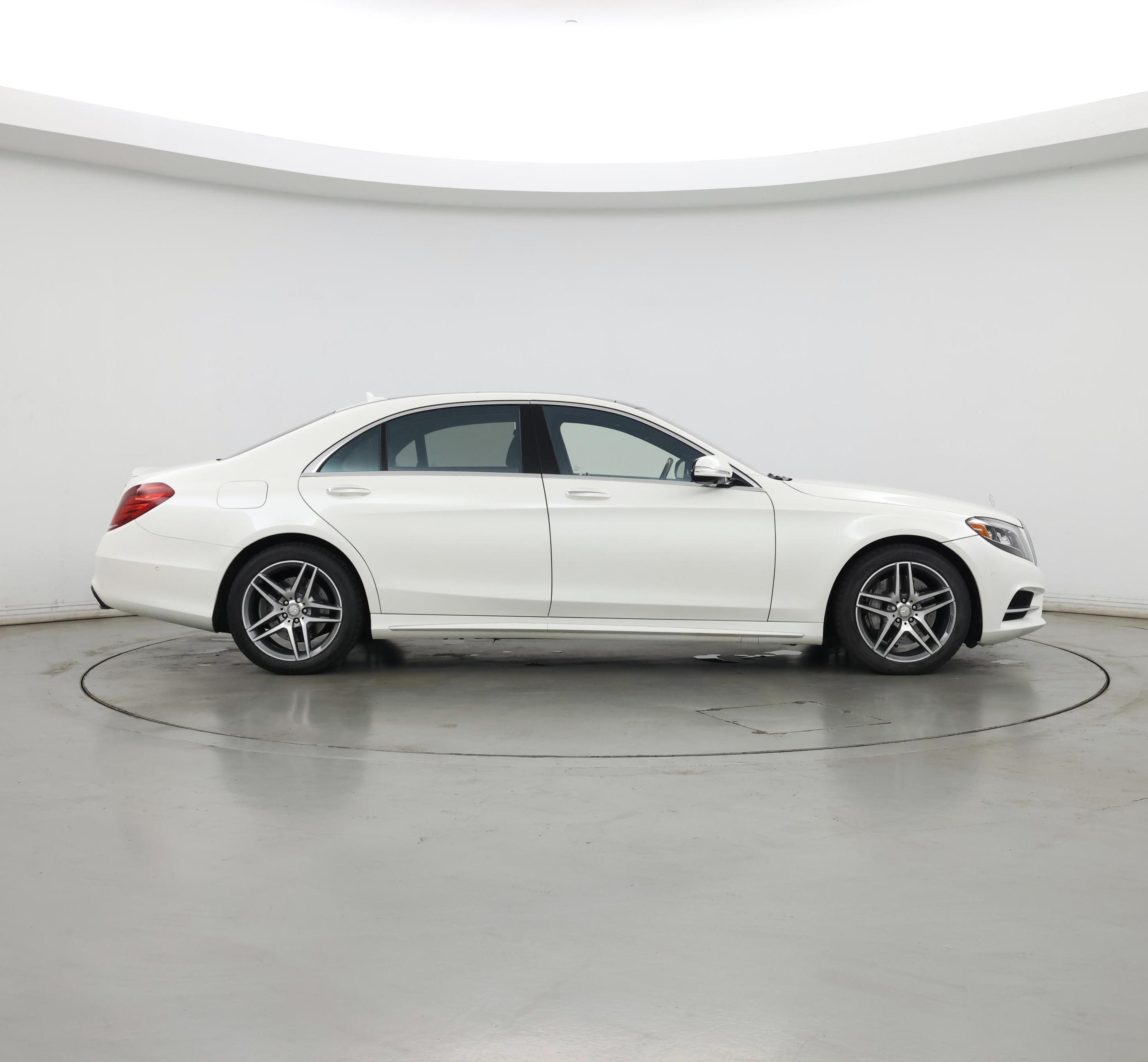 Thumbnail: 2016 Mercedes-Benz S-Class - 7