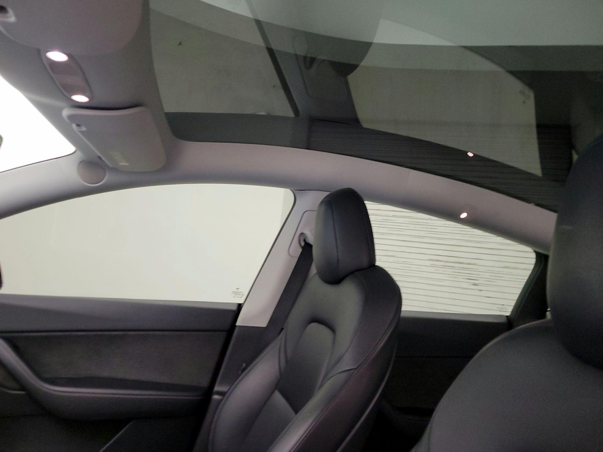 Thumbnail: 2021 Tesla Model Y - 18