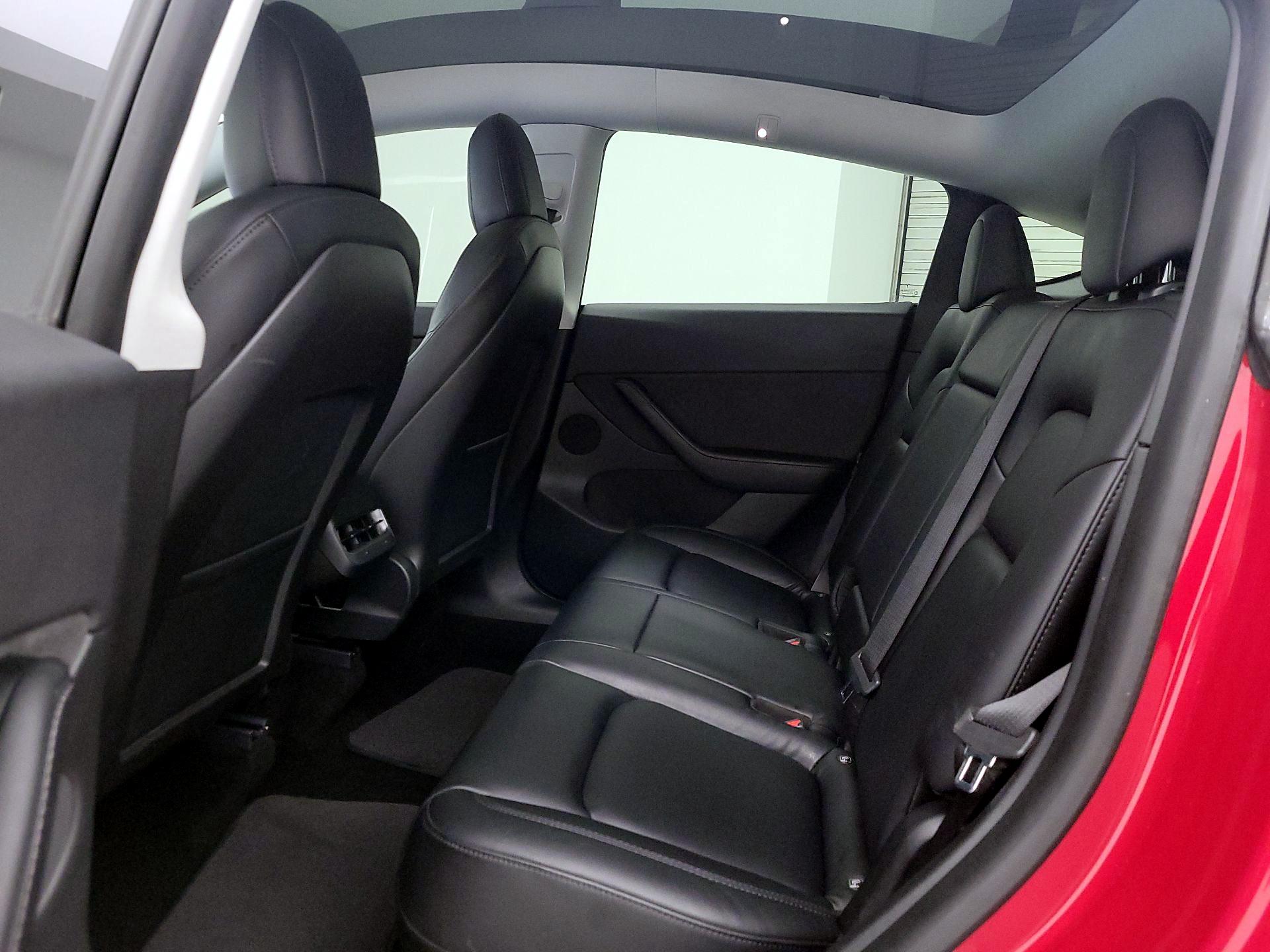 Thumbnail: 2021 Tesla Model Y - 19