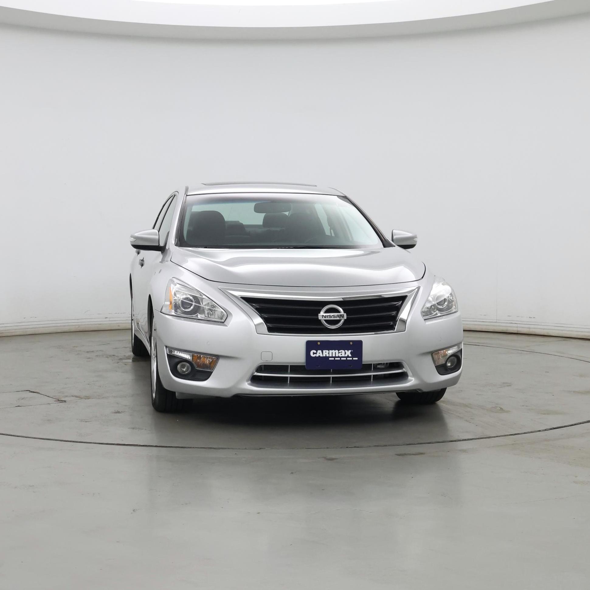 Thumbnail: 2015 Nissan Altima - 5