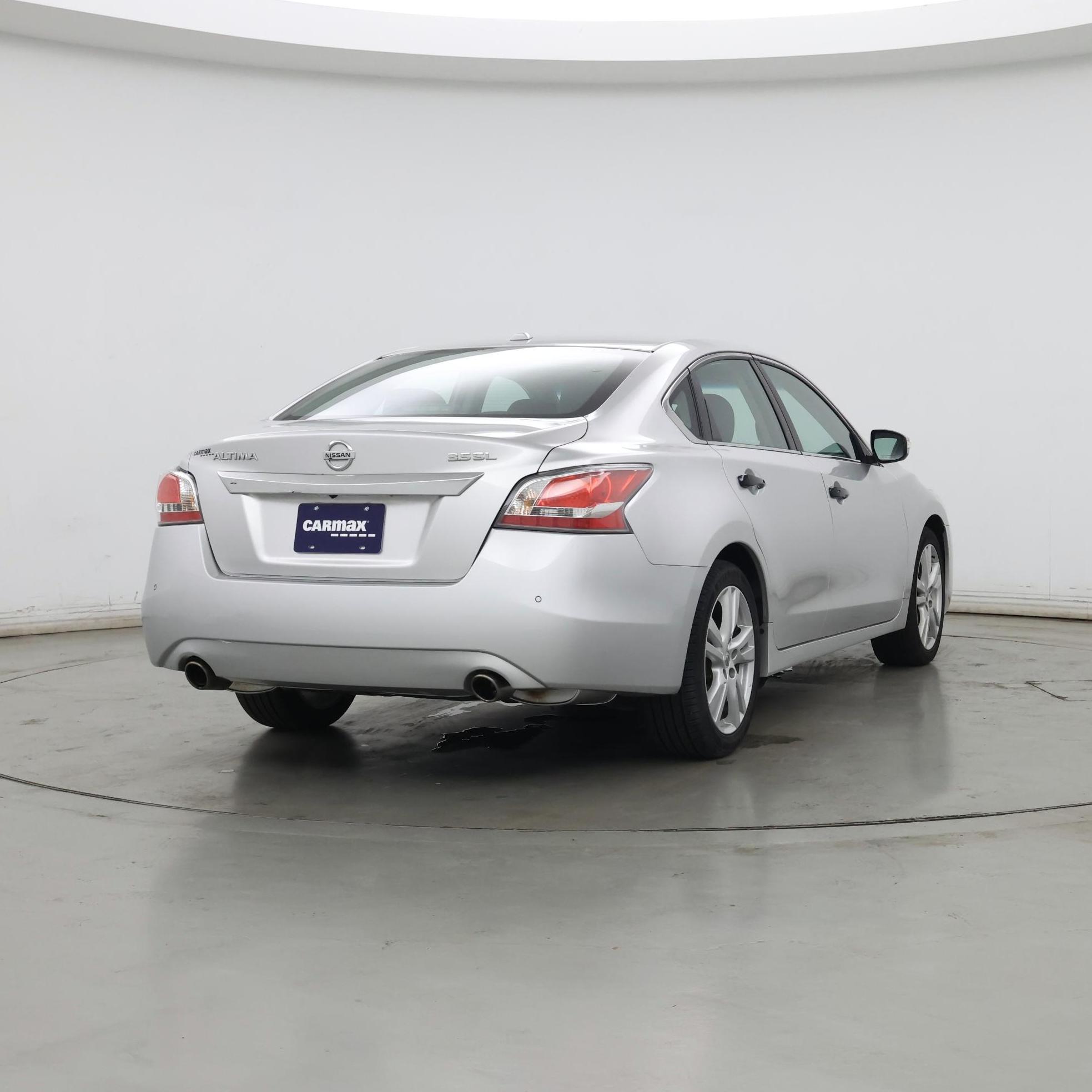 Thumbnail: 2015 Nissan Altima - 8