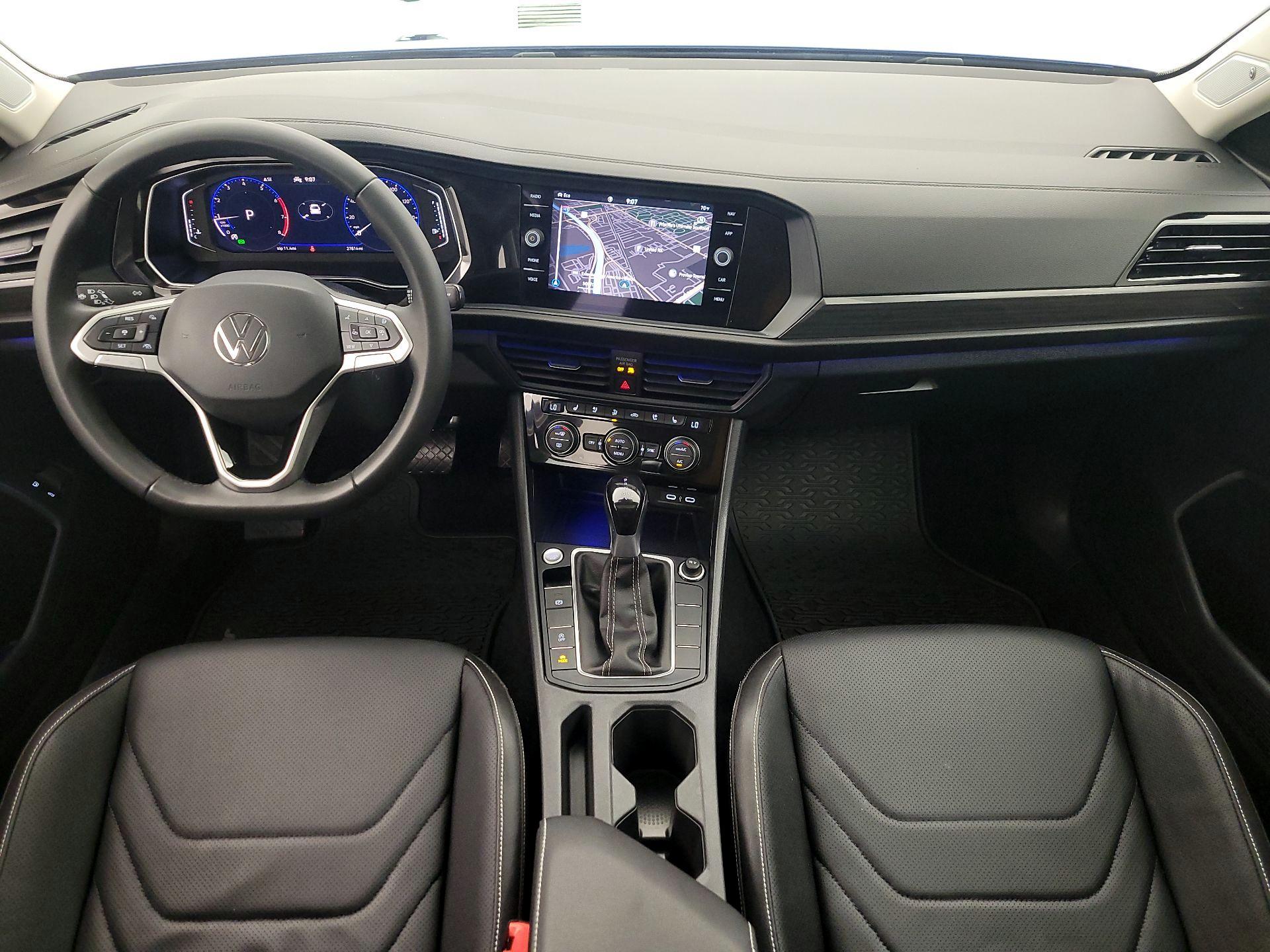 Thumbnail: 2024 Volkswagen Jetta - 9