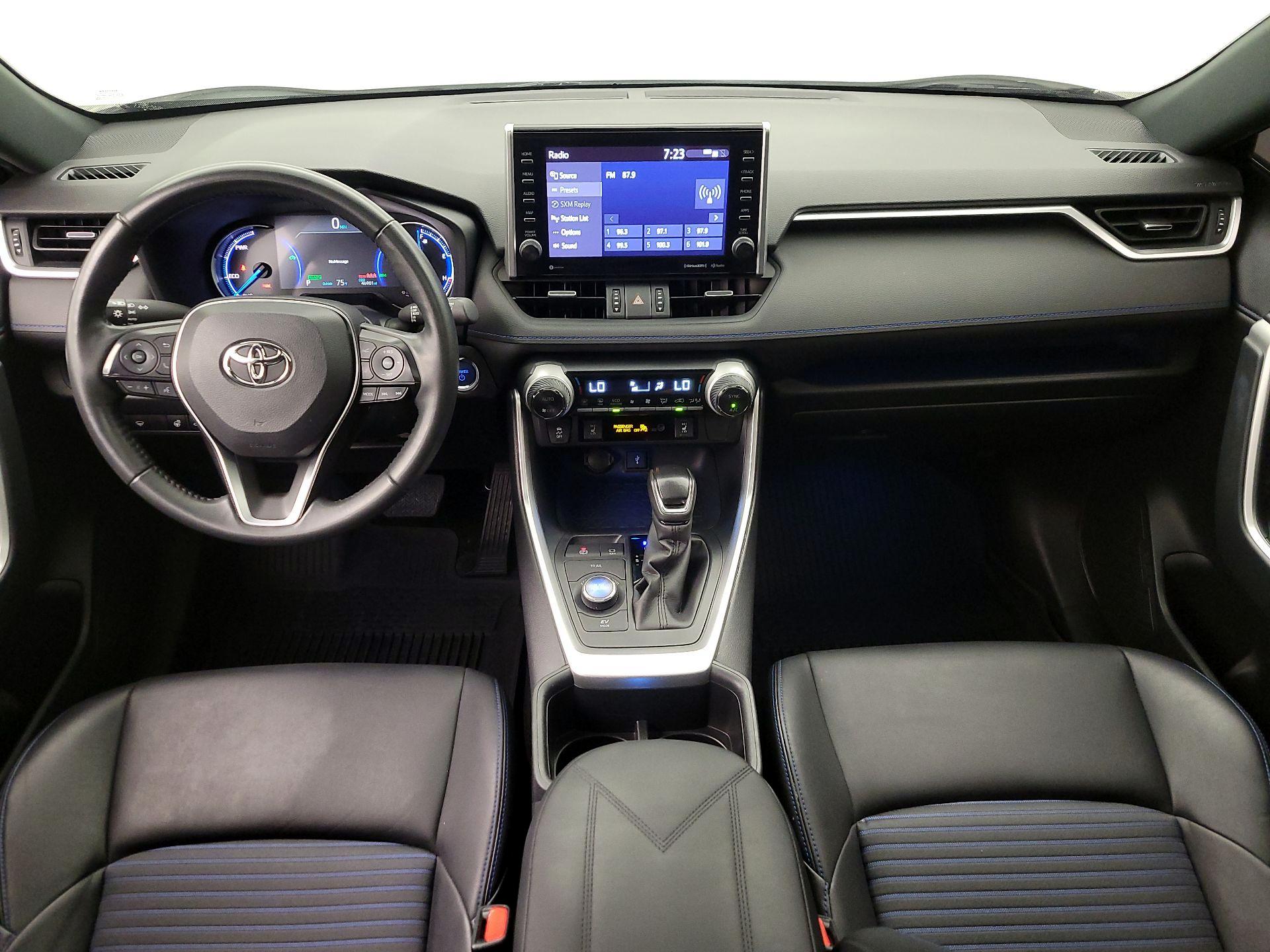 Thumbnail: 2022 Toyota RAV4 - 9