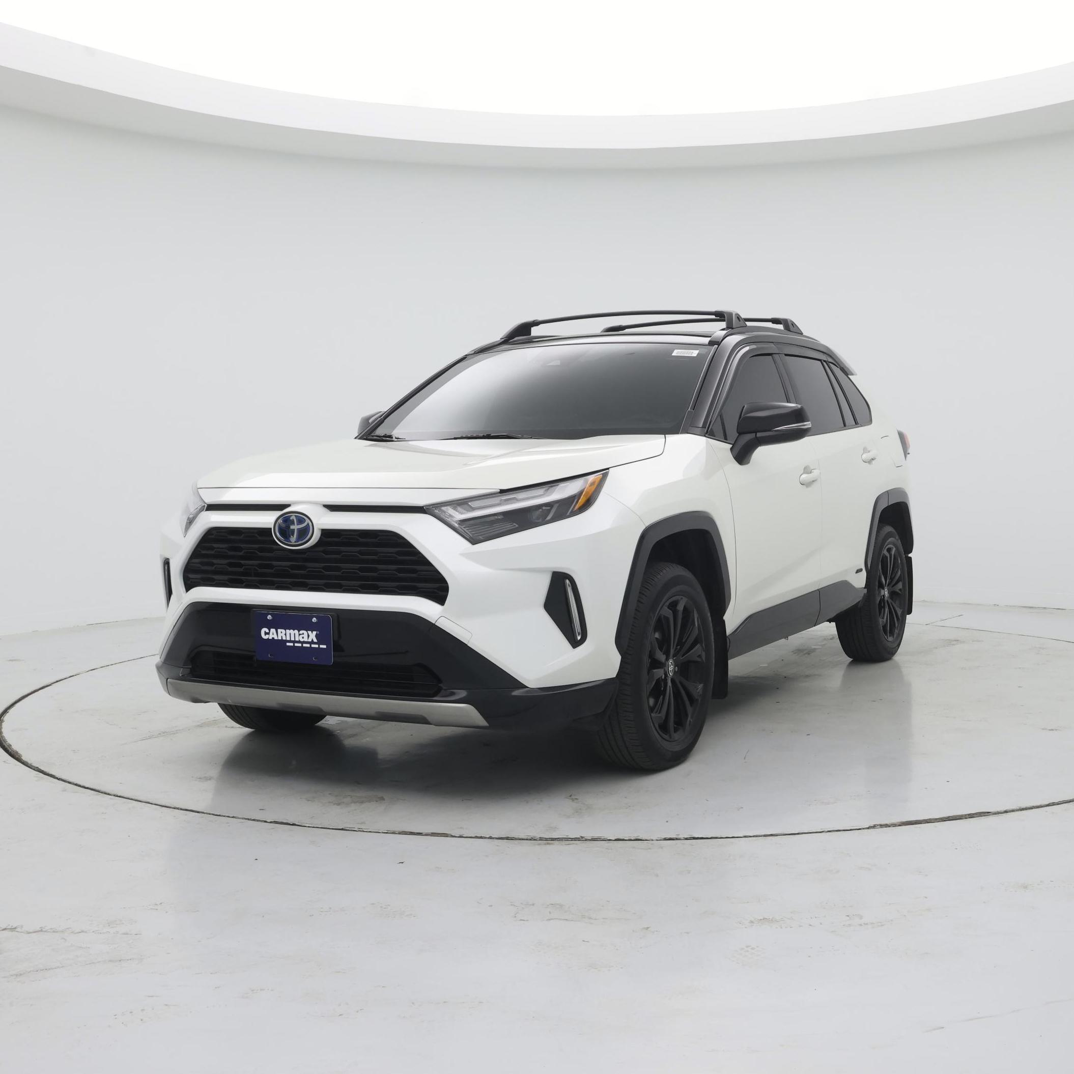 Thumbnail: 2022 Toyota RAV4 - 4