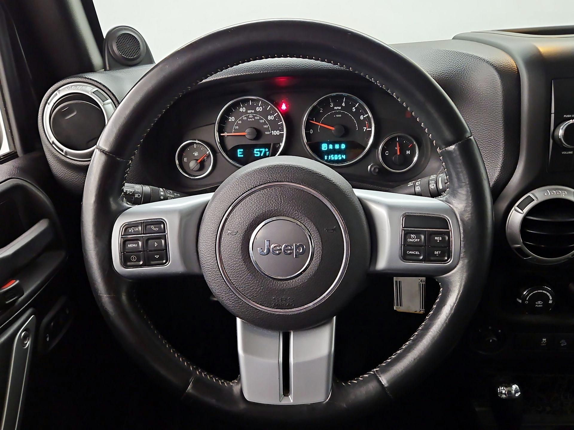 Thumbnail: 2014 Jeep Wrangler - 10