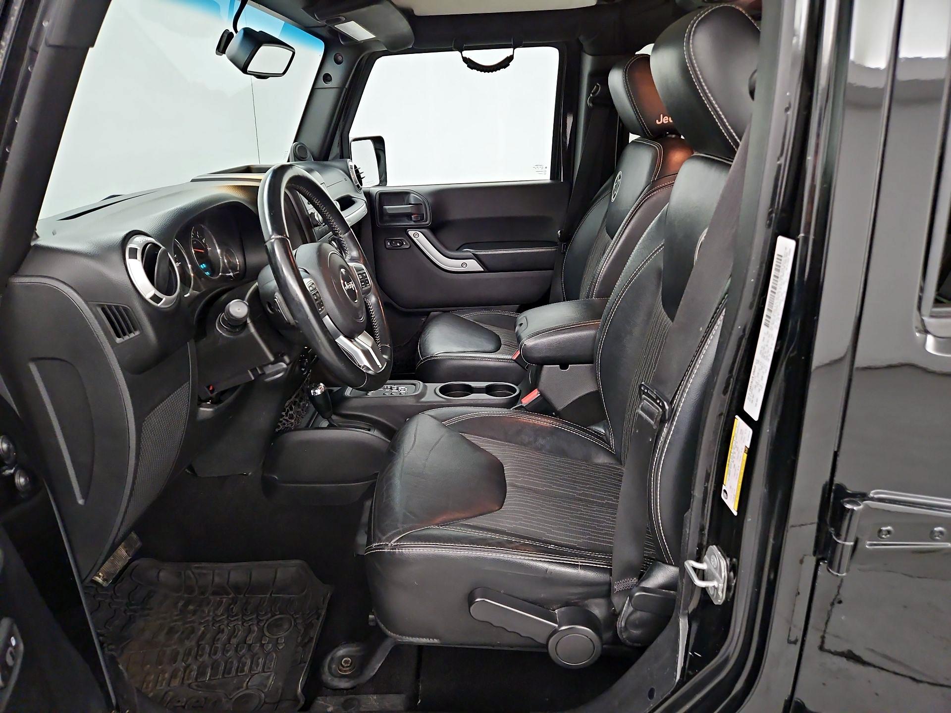 Thumbnail: 2014 Jeep Wrangler - 11