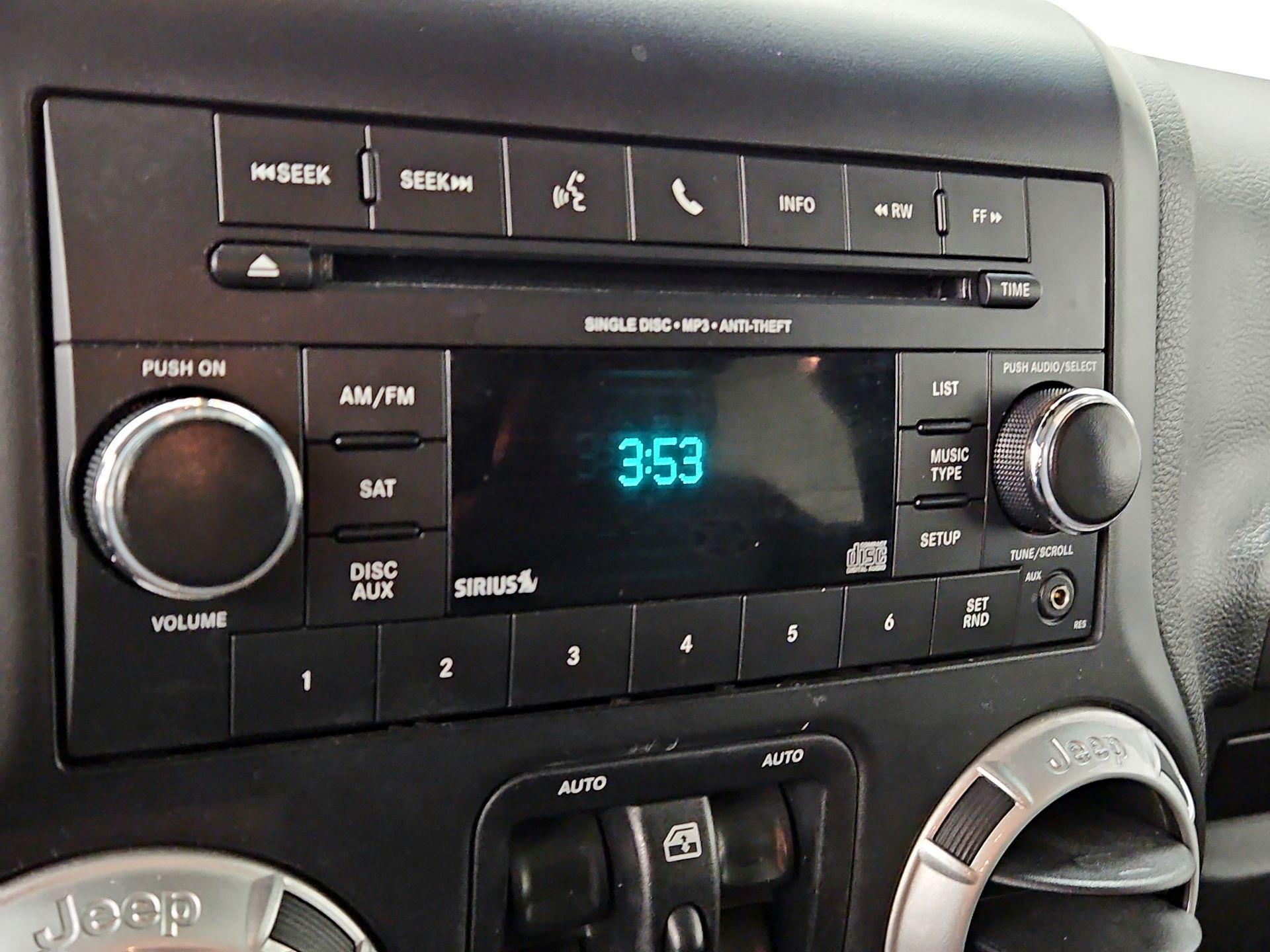 Thumbnail: 2014 Jeep Wrangler - 13