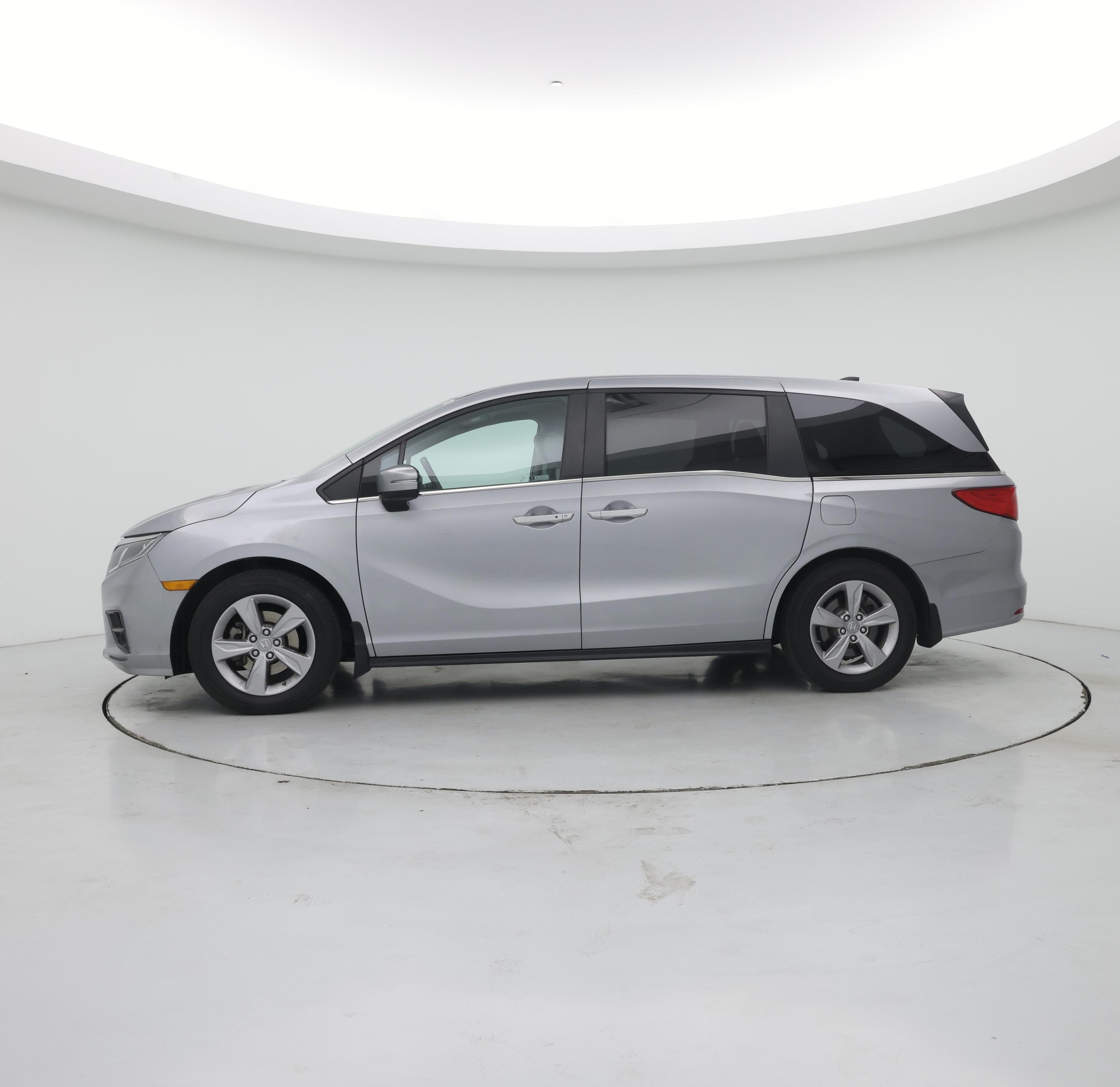 Thumbnail: 2020 Honda Odyssey - 3