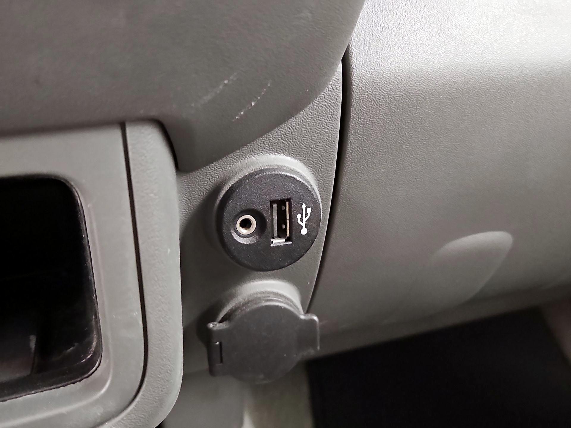 Thumbnail: 2018 Nissan Frontier - 18