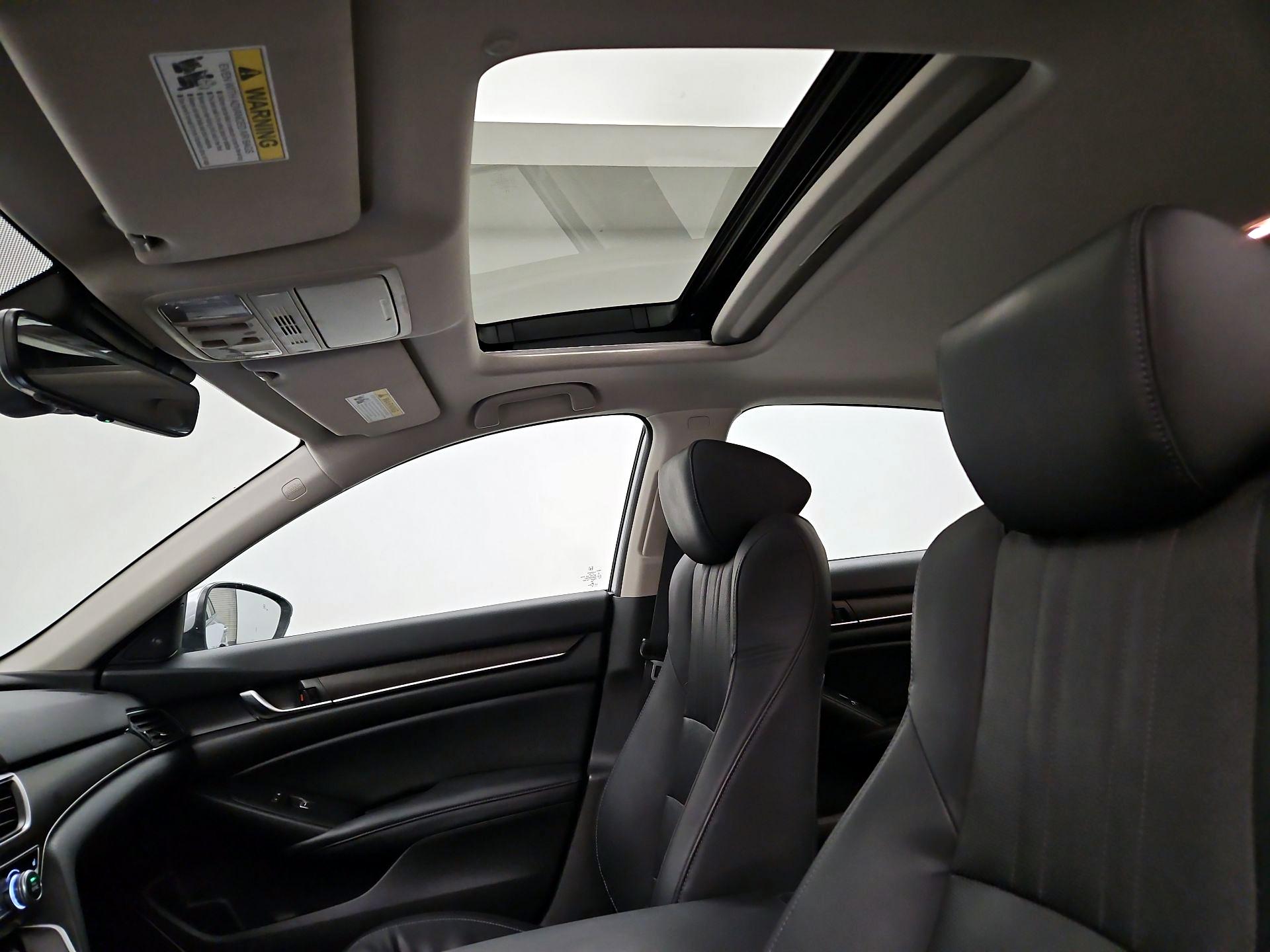 Thumbnail: 2018 Honda Accord - 20