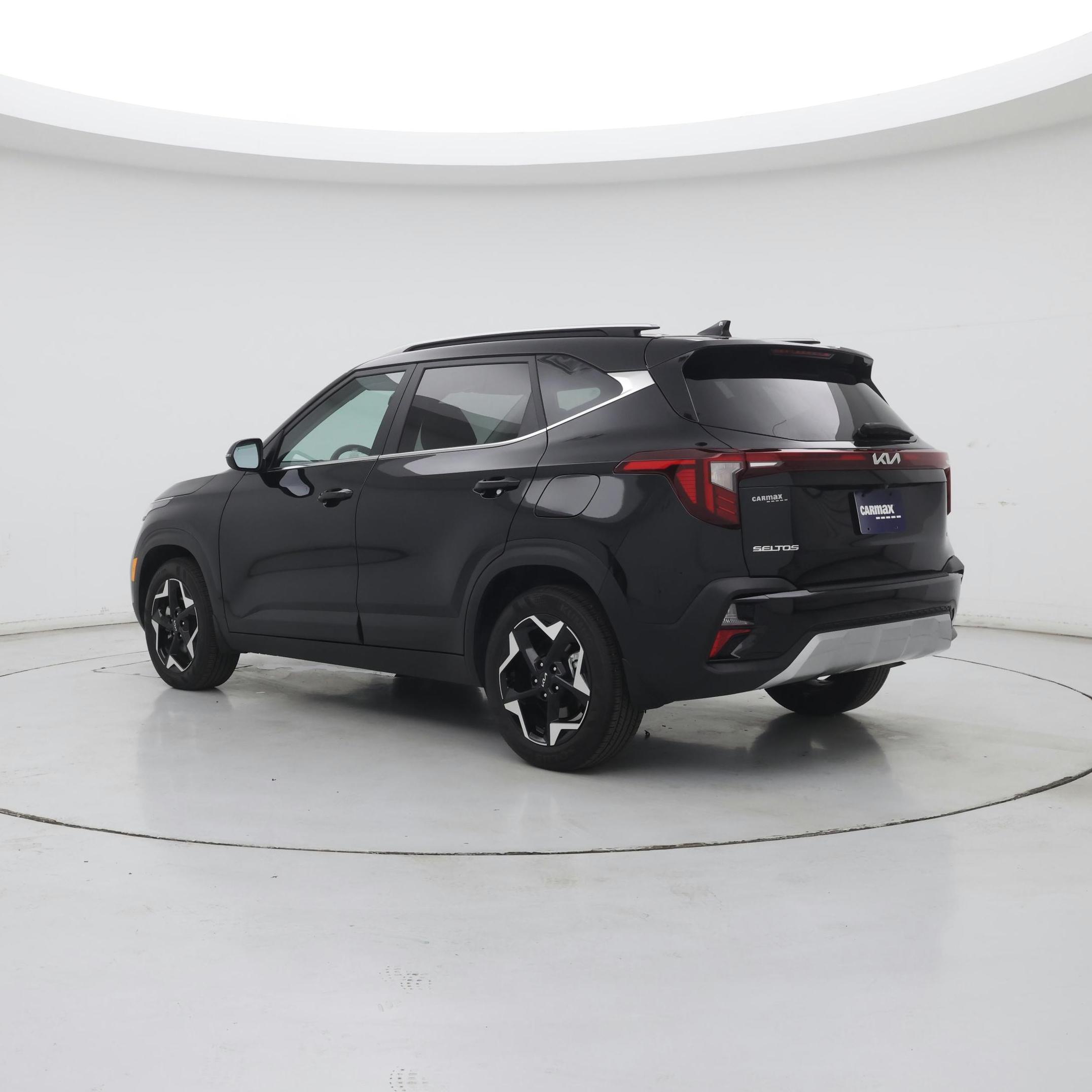 Thumbnail: 2024 Kia Seltos - 2