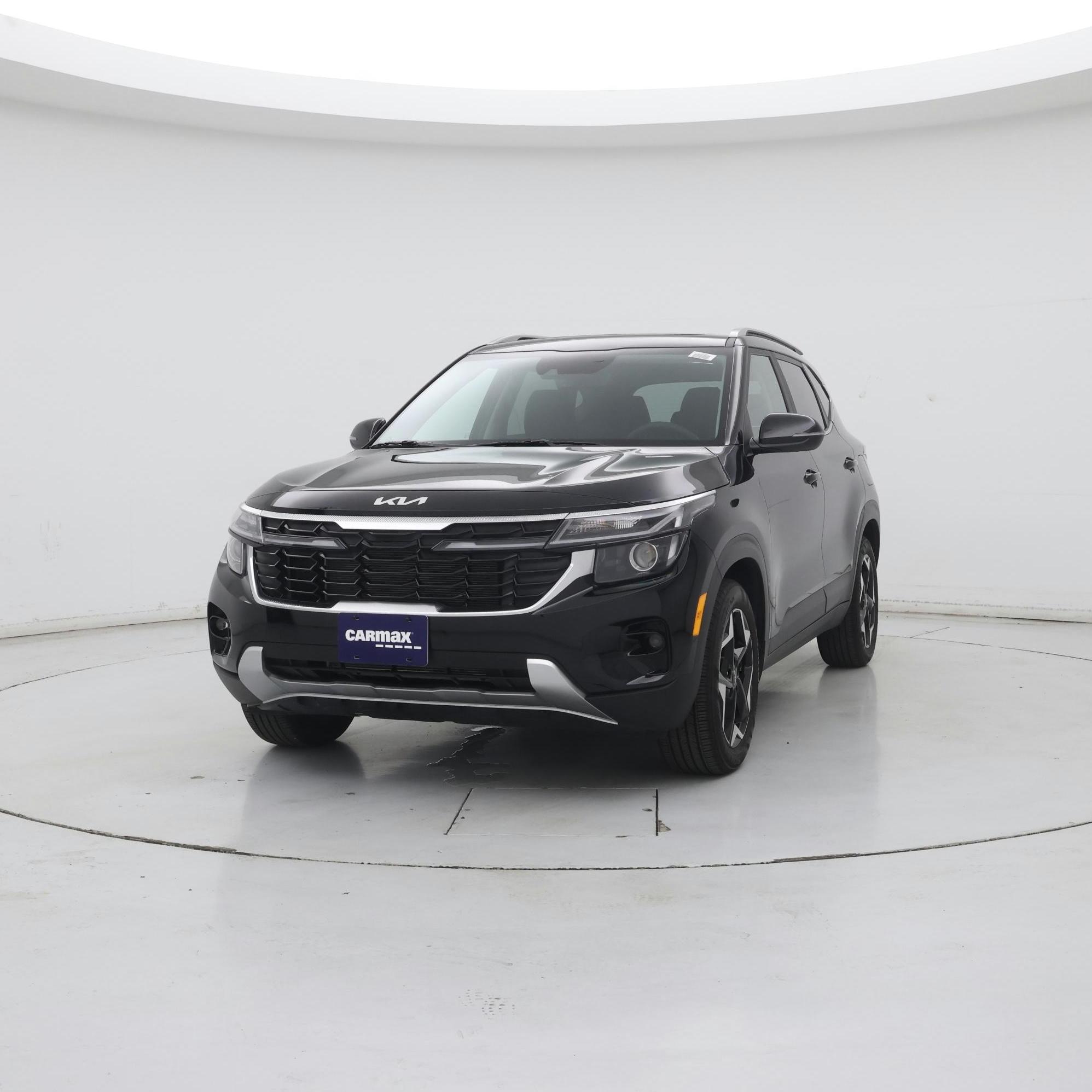 Thumbnail: 2024 Kia Seltos - 4