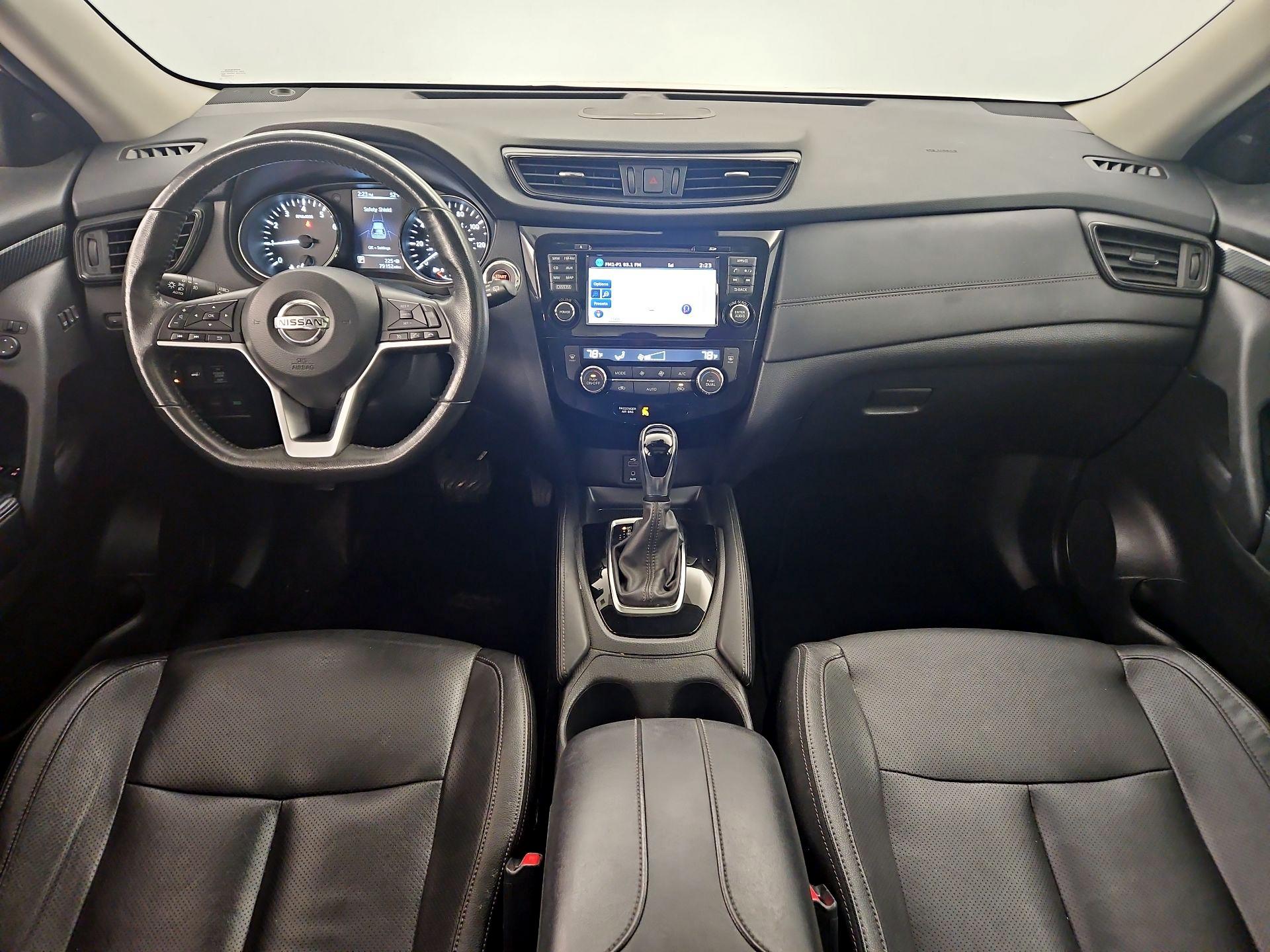 Thumbnail: 2017 Nissan Rogue - 9