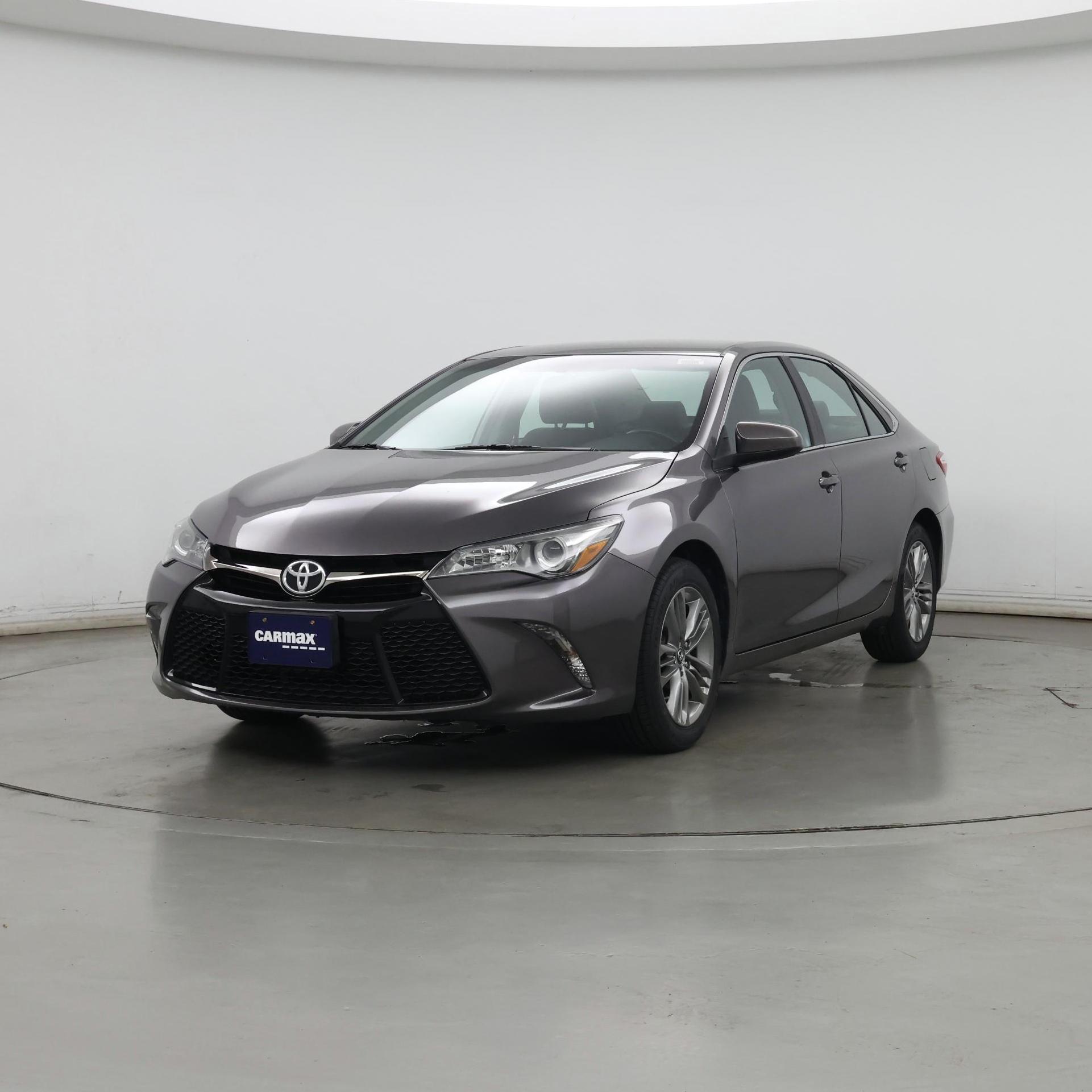 Thumbnail: 2015 Toyota Camry - 4