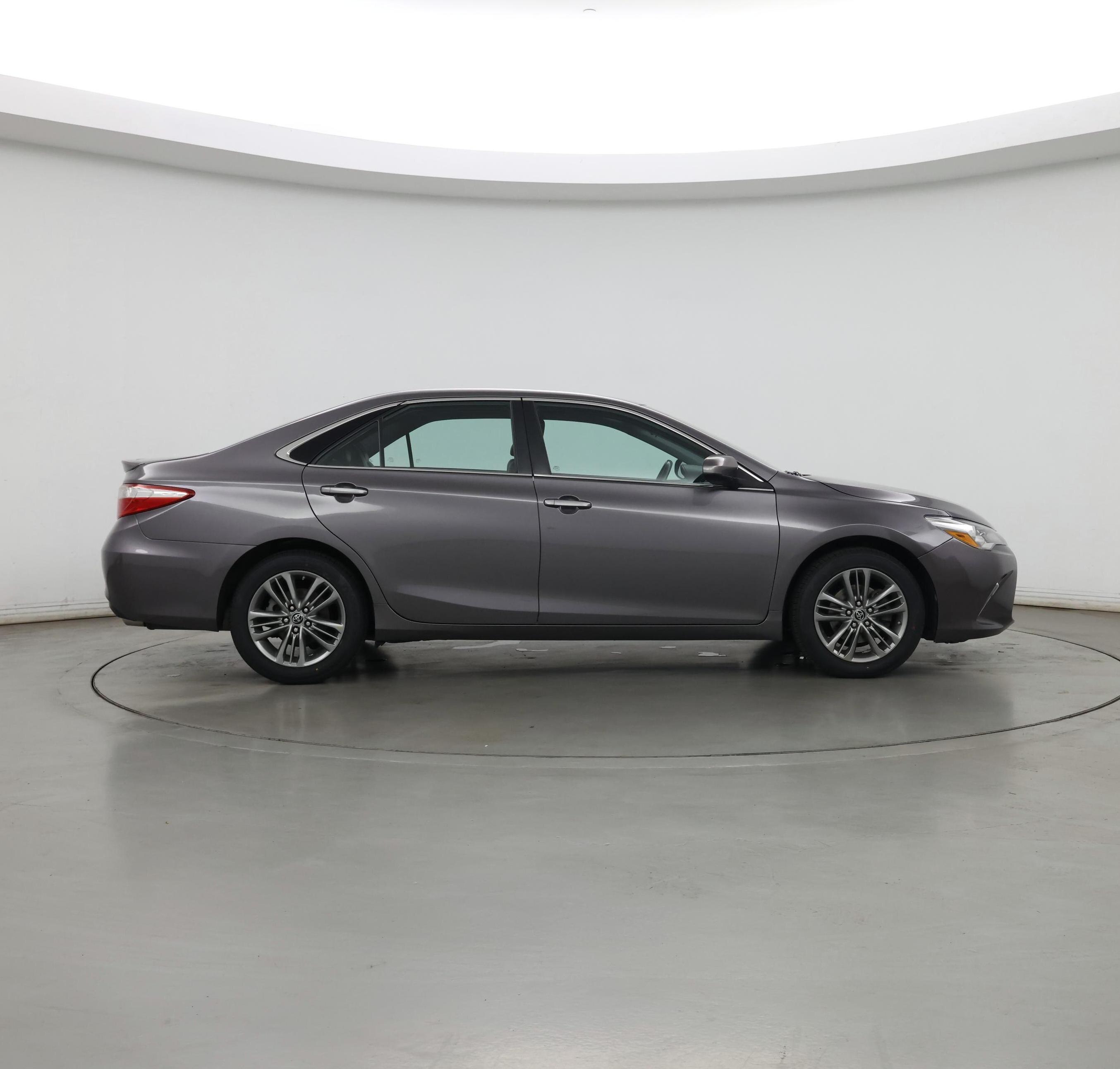 Thumbnail: 2015 Toyota Camry - 7