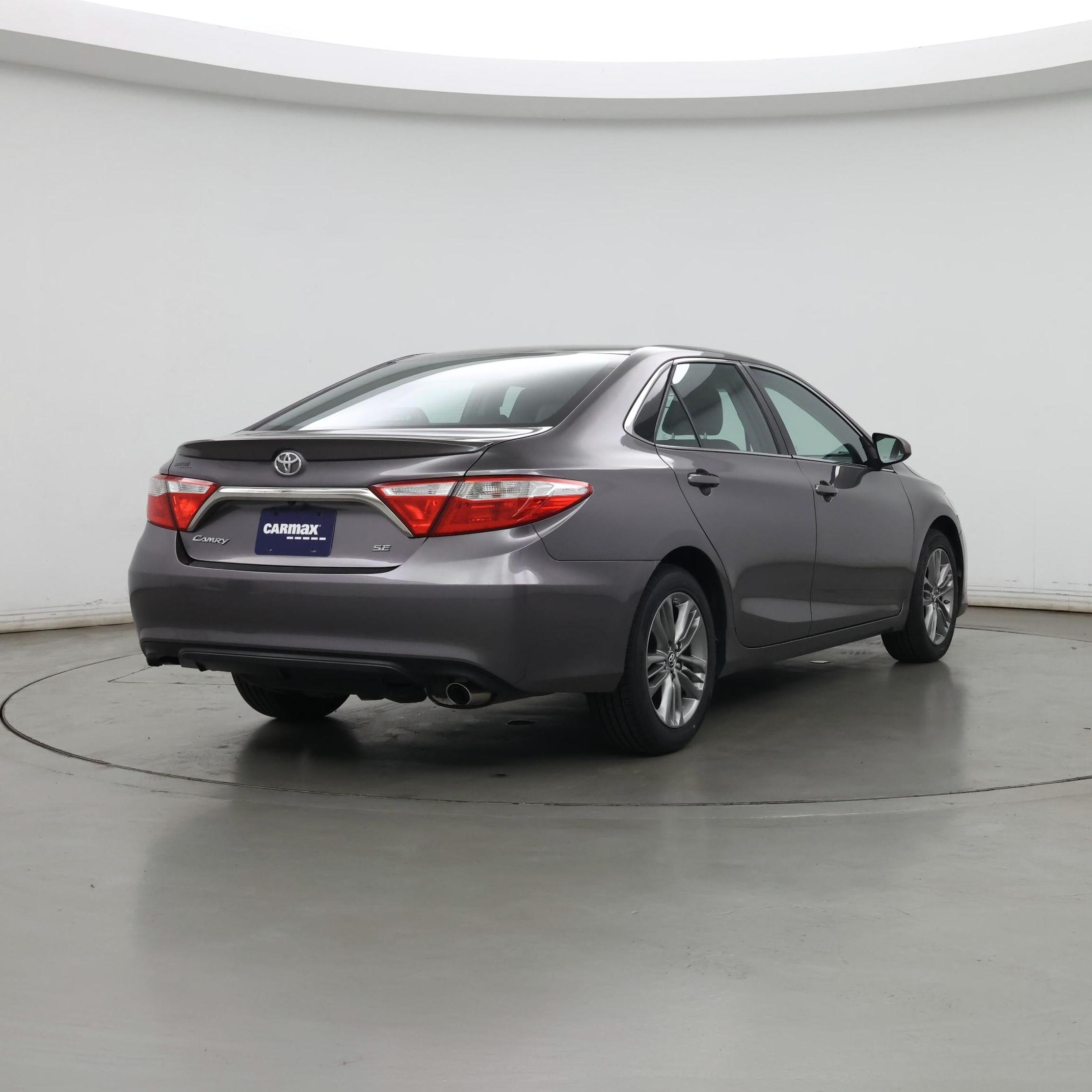 Thumbnail: 2015 Toyota Camry - 8