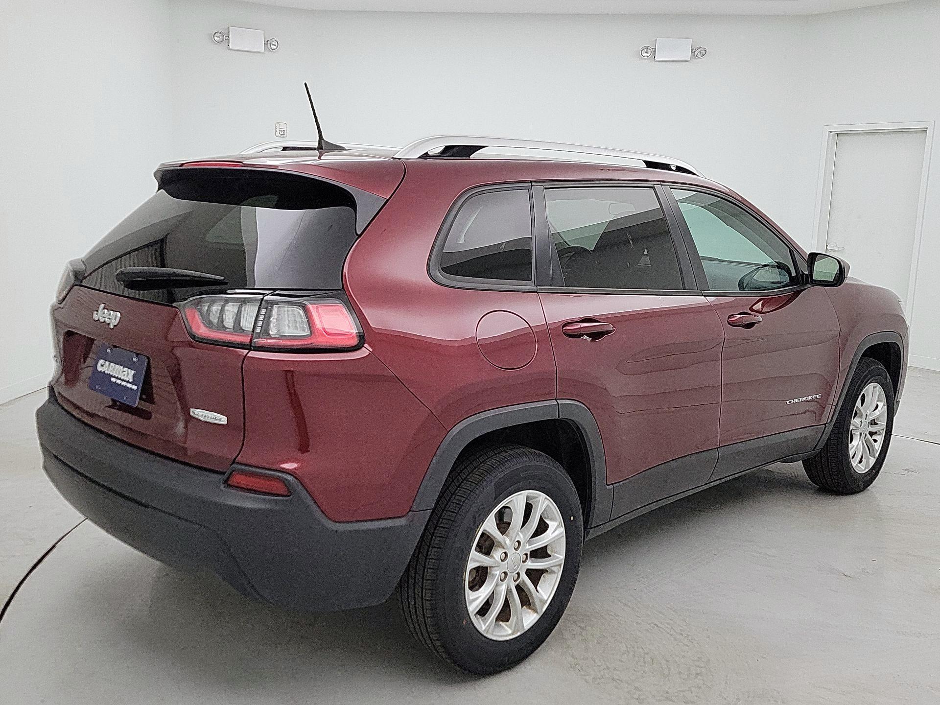 Thumbnail: 2020 Jeep Cherokee - 5