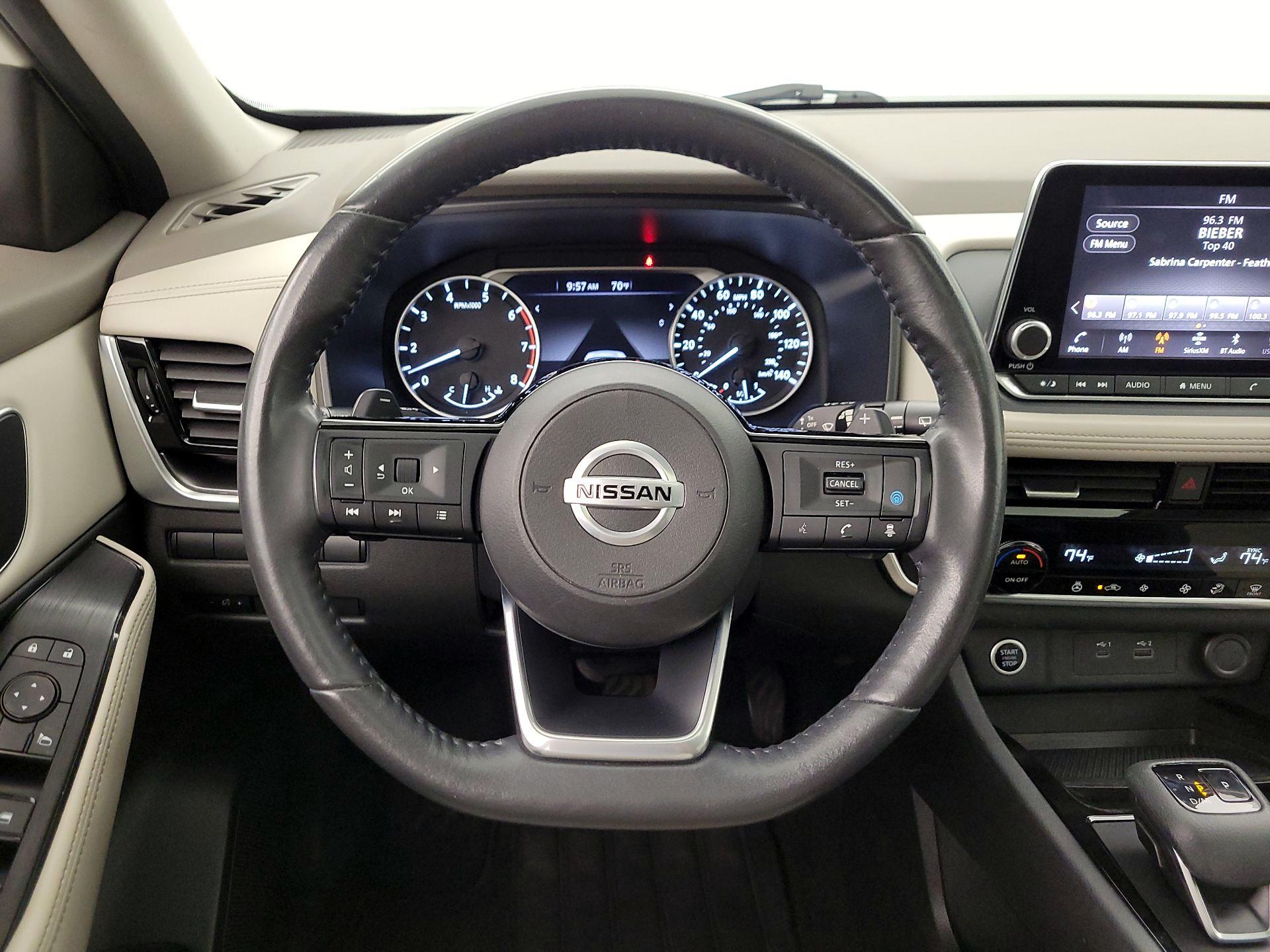 Thumbnail: 2021 Nissan Rogue - 10