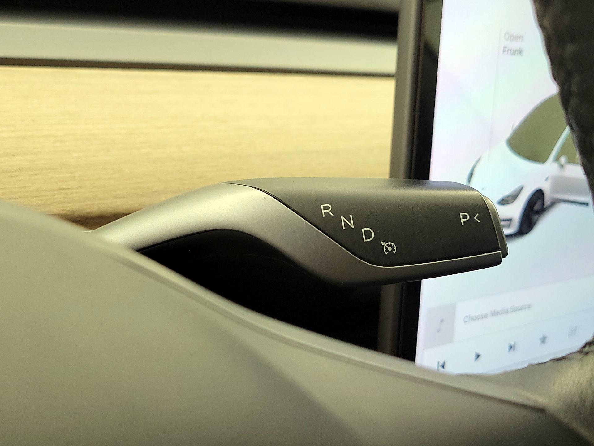 Thumbnail: 2021 Tesla Model 3 - 15