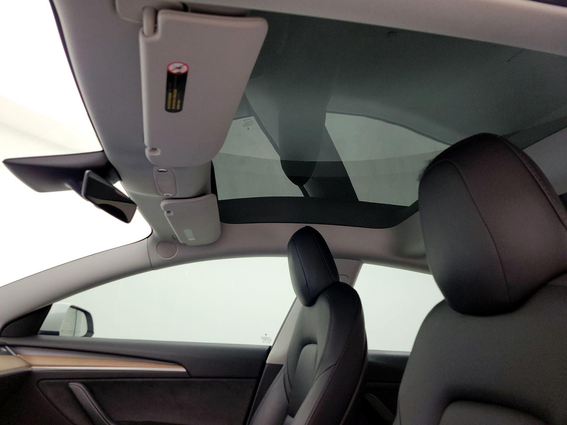 Thumbnail: 2021 Tesla Model 3 - 16