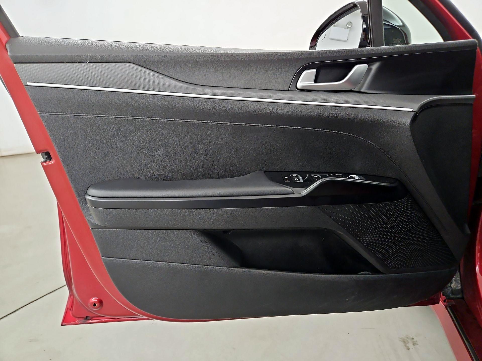 Thumbnail: 2022 Kia K5 - 12