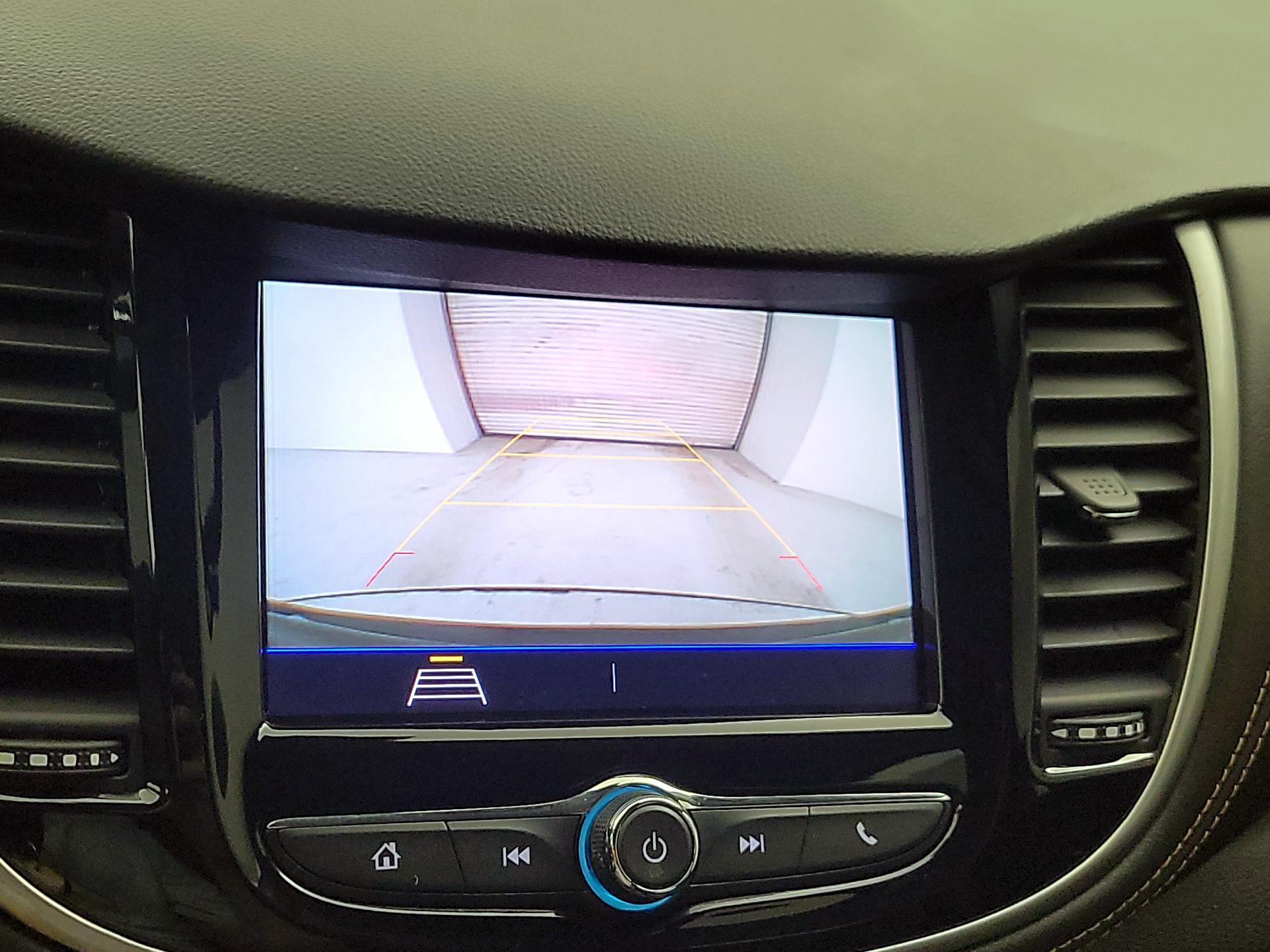 Thumbnail: 2020 Chevrolet Trax - 14