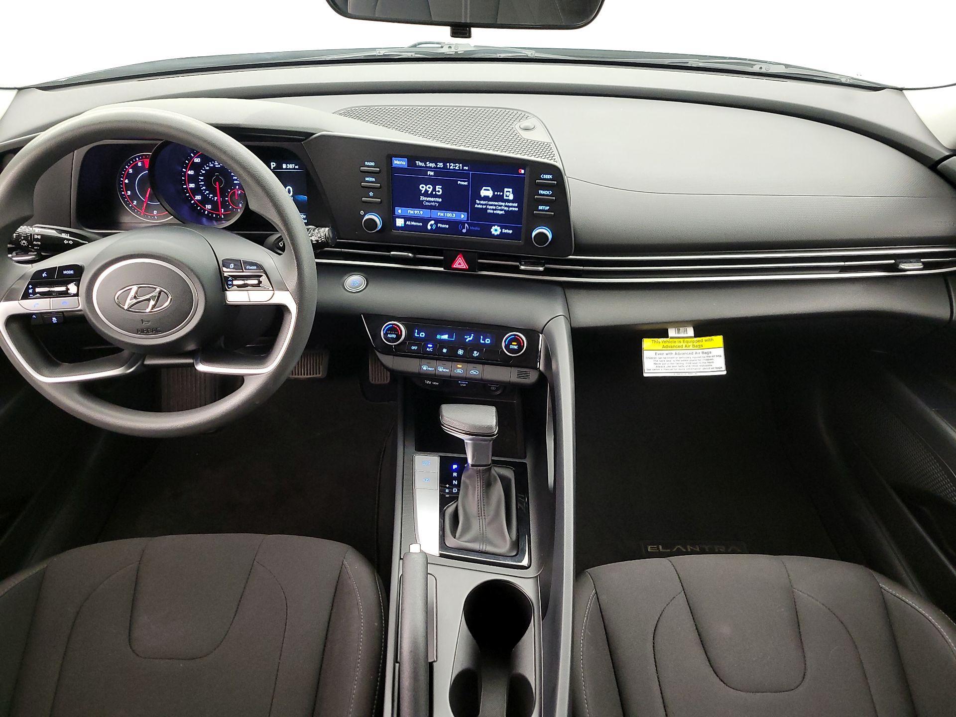 Thumbnail: 2022 Hyundai Elantra - 9