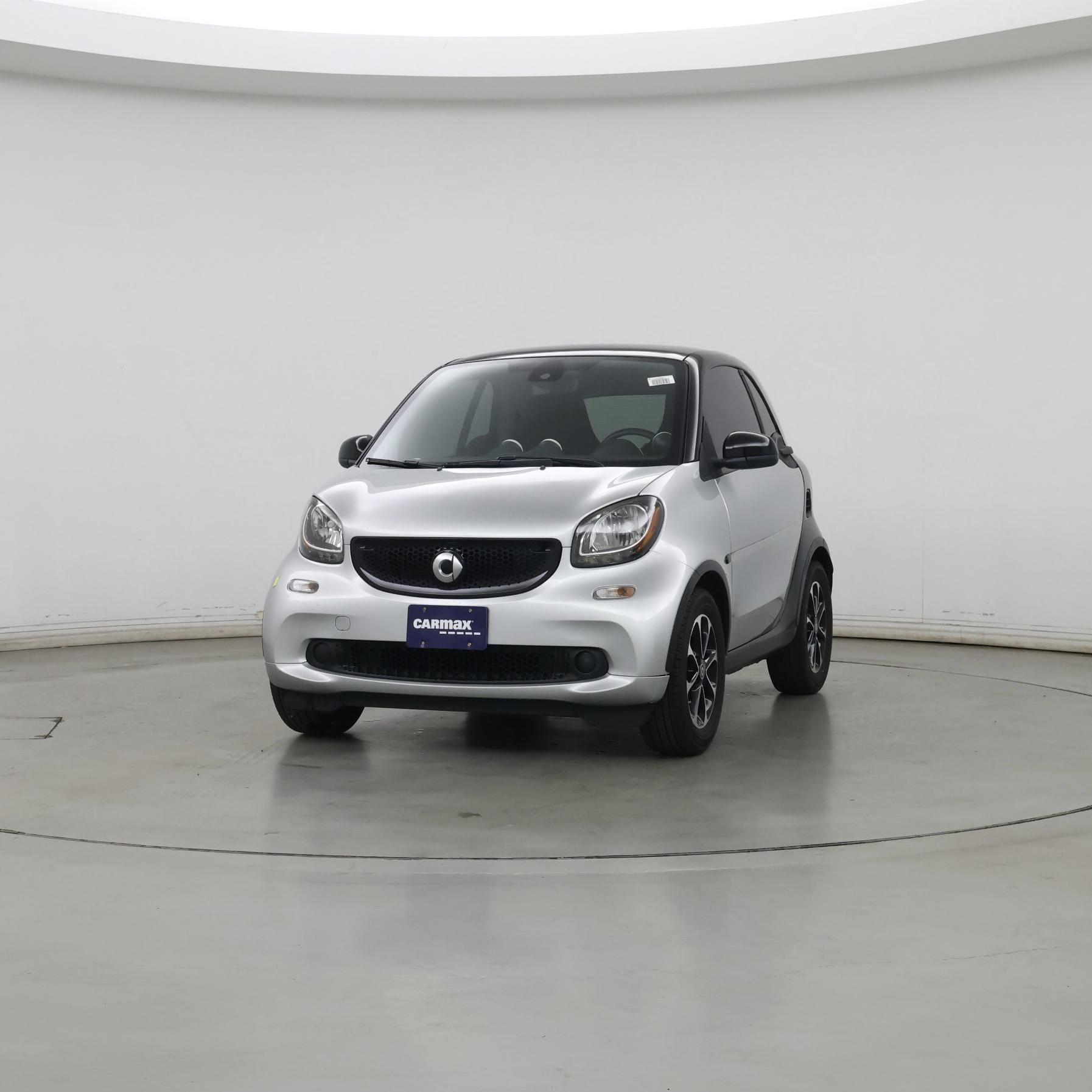 Thumbnail: 2016 smart fortwo - 4