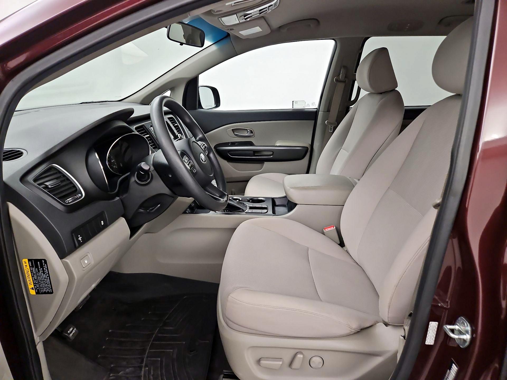 Thumbnail: 2020 Kia Sedona - 11