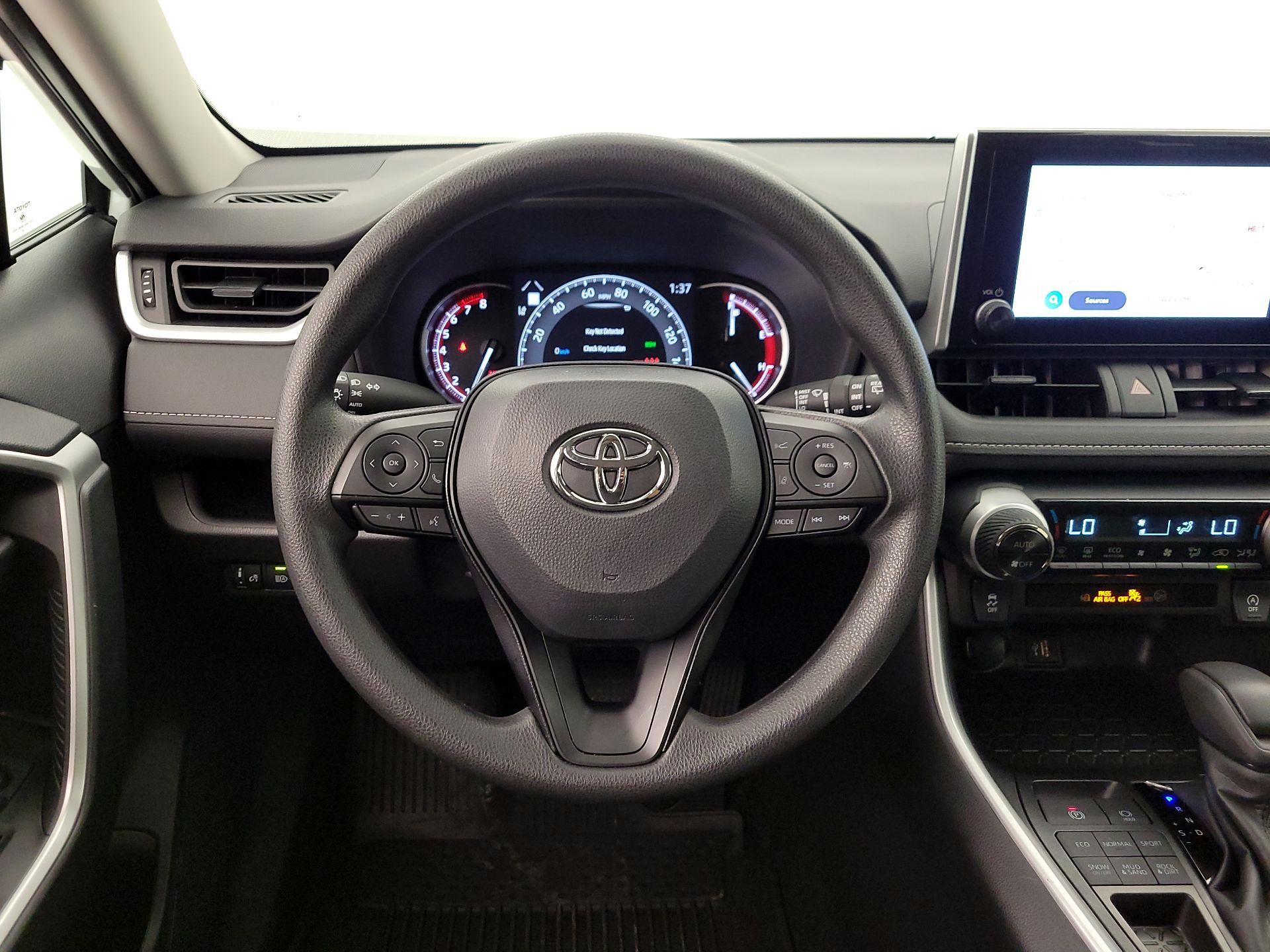 Thumbnail: 2025 Toyota RAV4 - 10