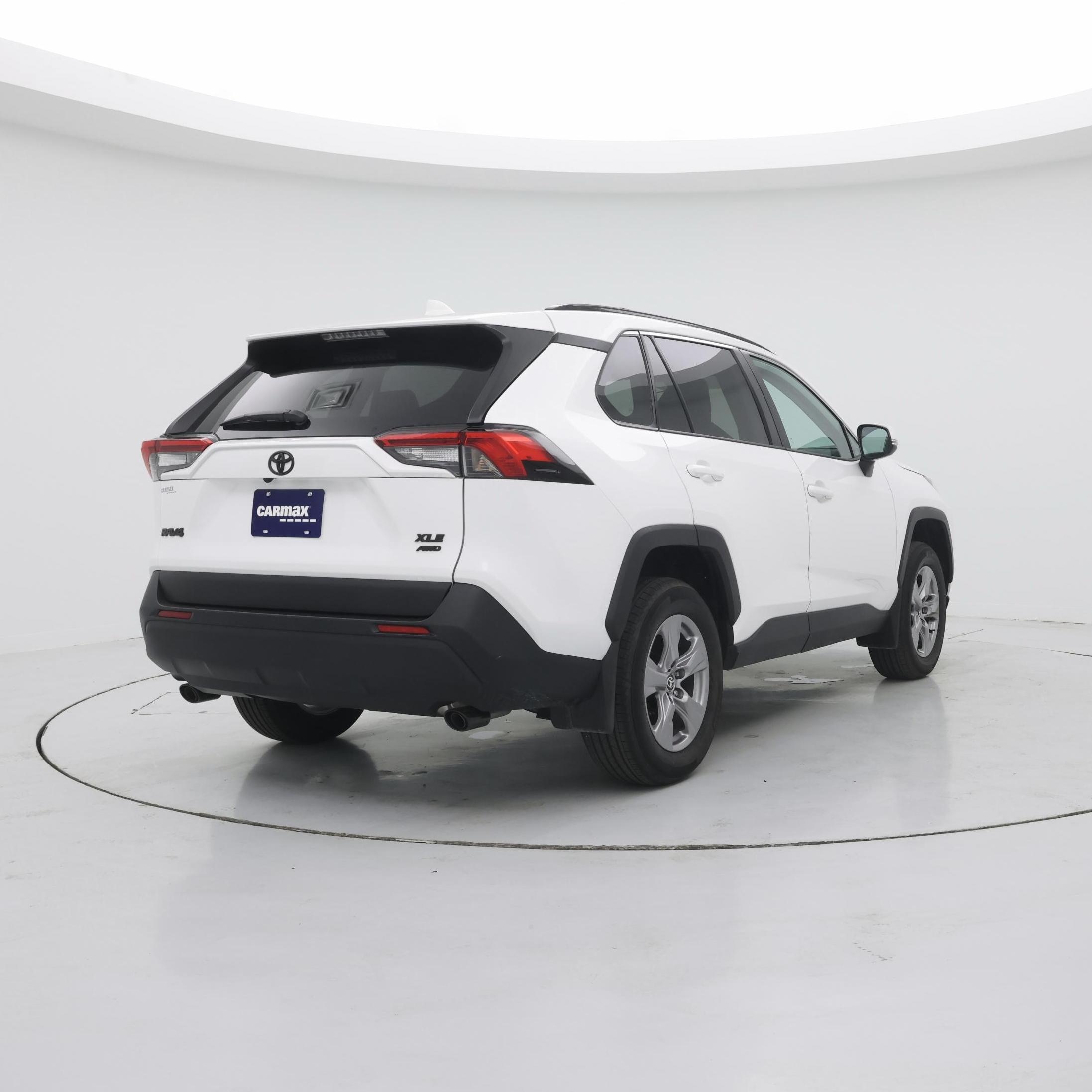 Thumbnail: 2025 Toyota RAV4 - 8