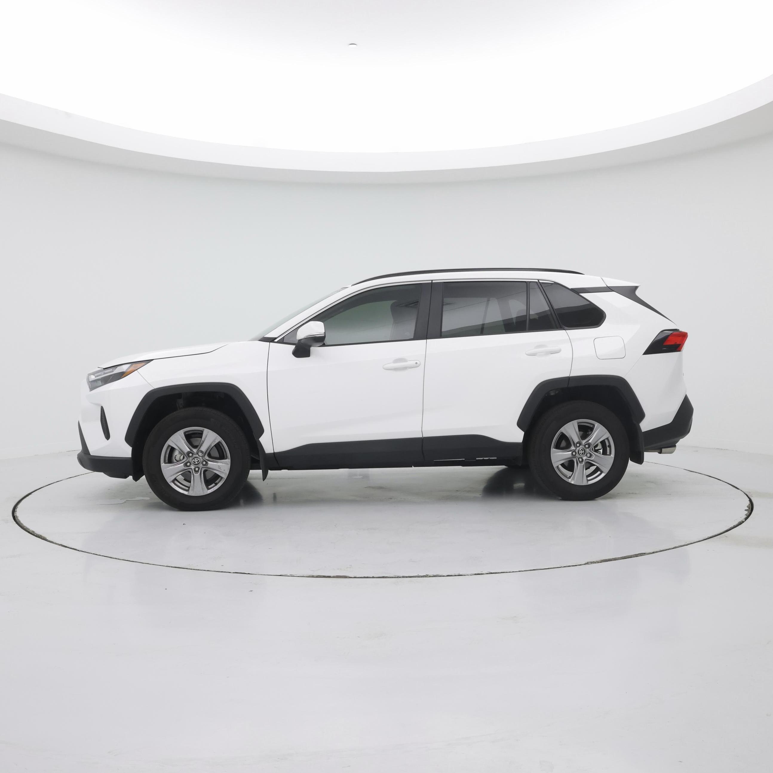 Thumbnail: 2025 Toyota RAV4 - 3