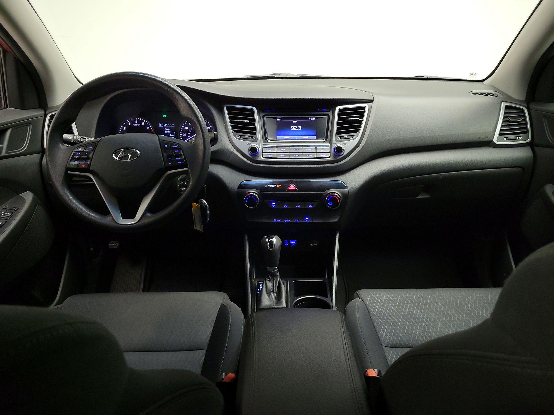 Thumbnail: 2017 Hyundai Tucson - 9
