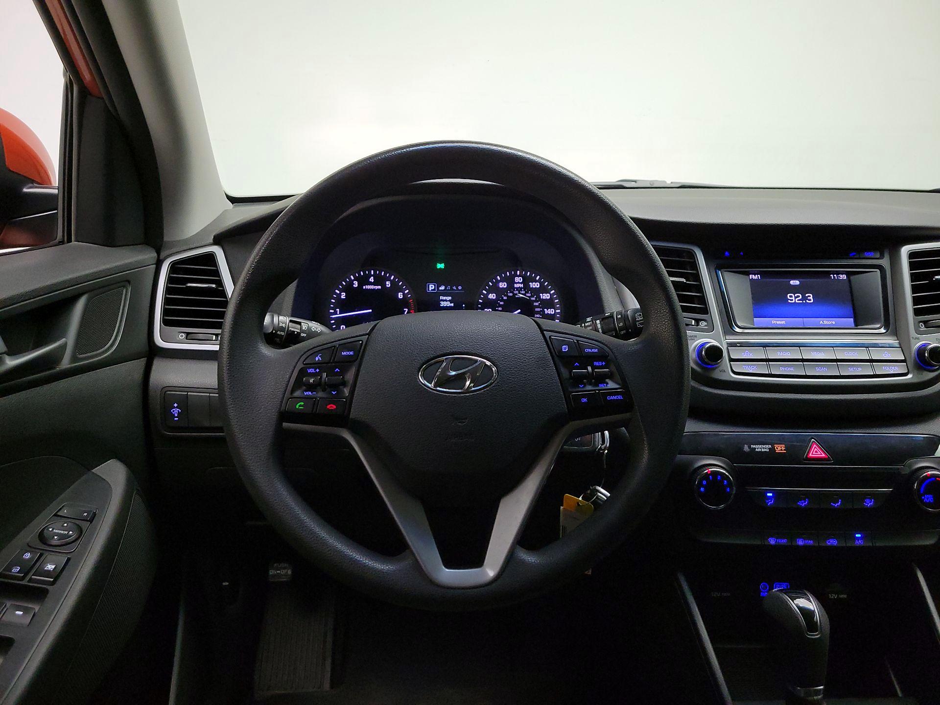 Thumbnail: 2017 Hyundai Tucson - 10