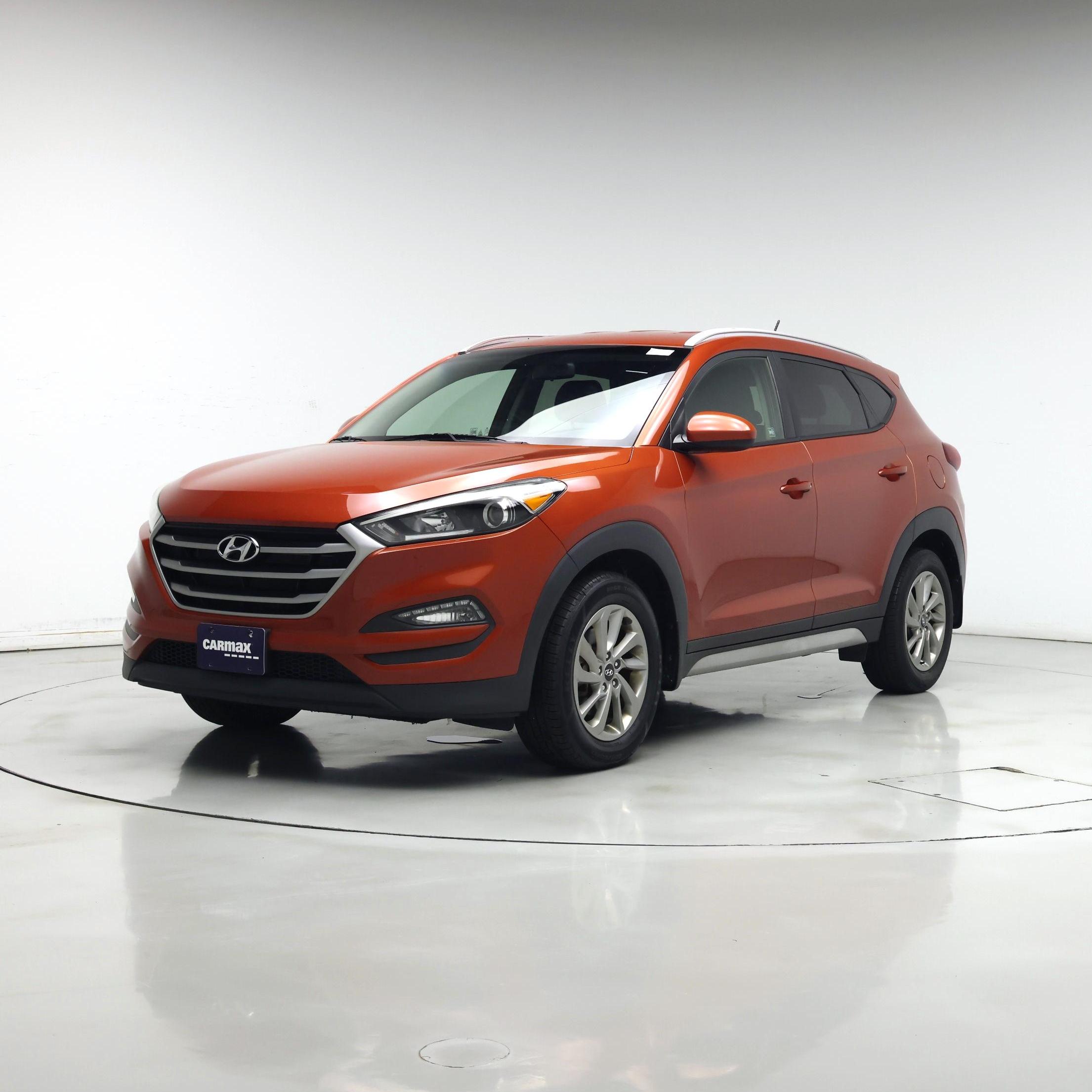 Thumbnail: 2017 Hyundai Tucson - 4