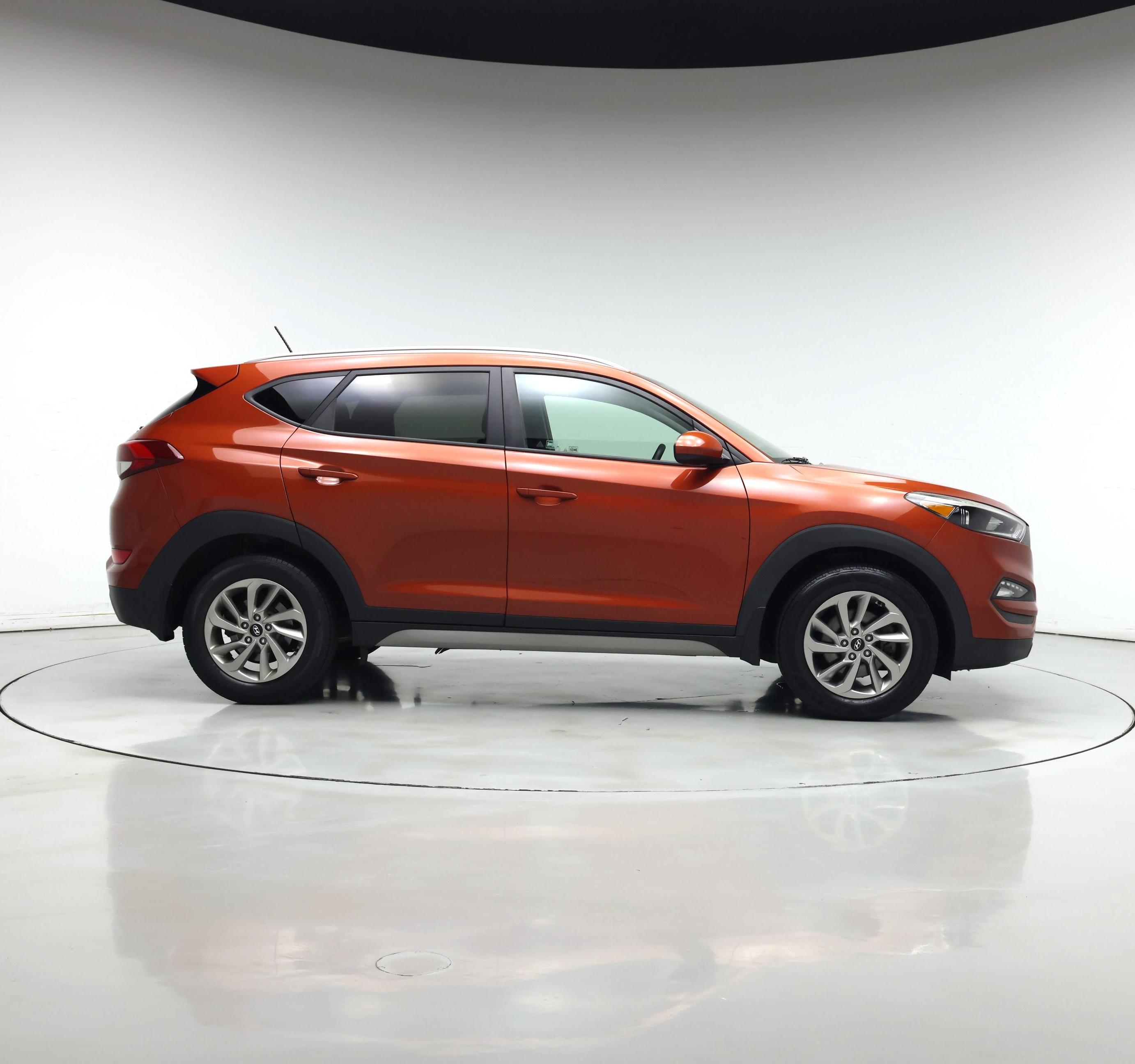 Thumbnail: 2017 Hyundai Tucson - 7