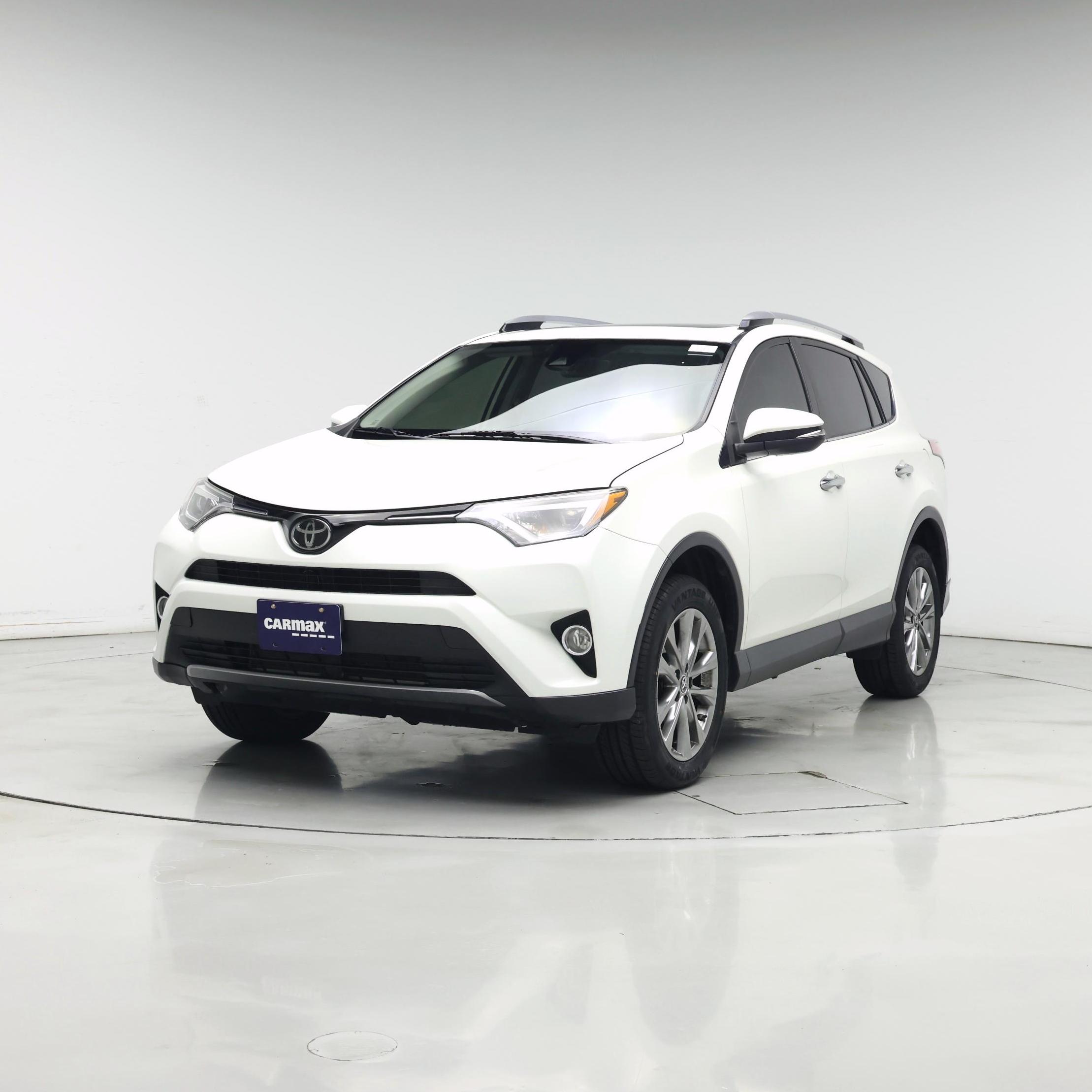 Thumbnail: 2018 Toyota RAV4 - 4
