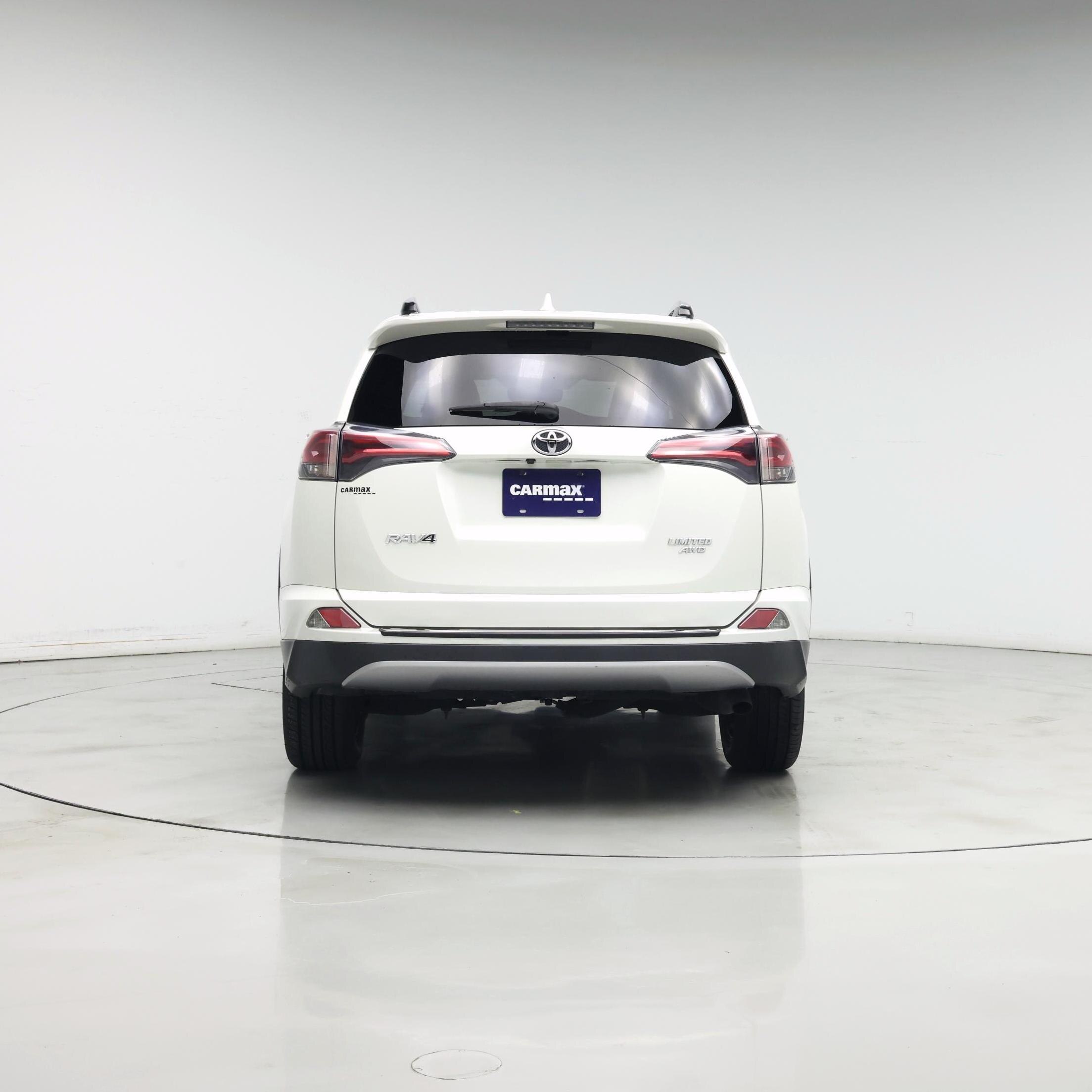 Thumbnail: 2018 Toyota RAV4 - 6