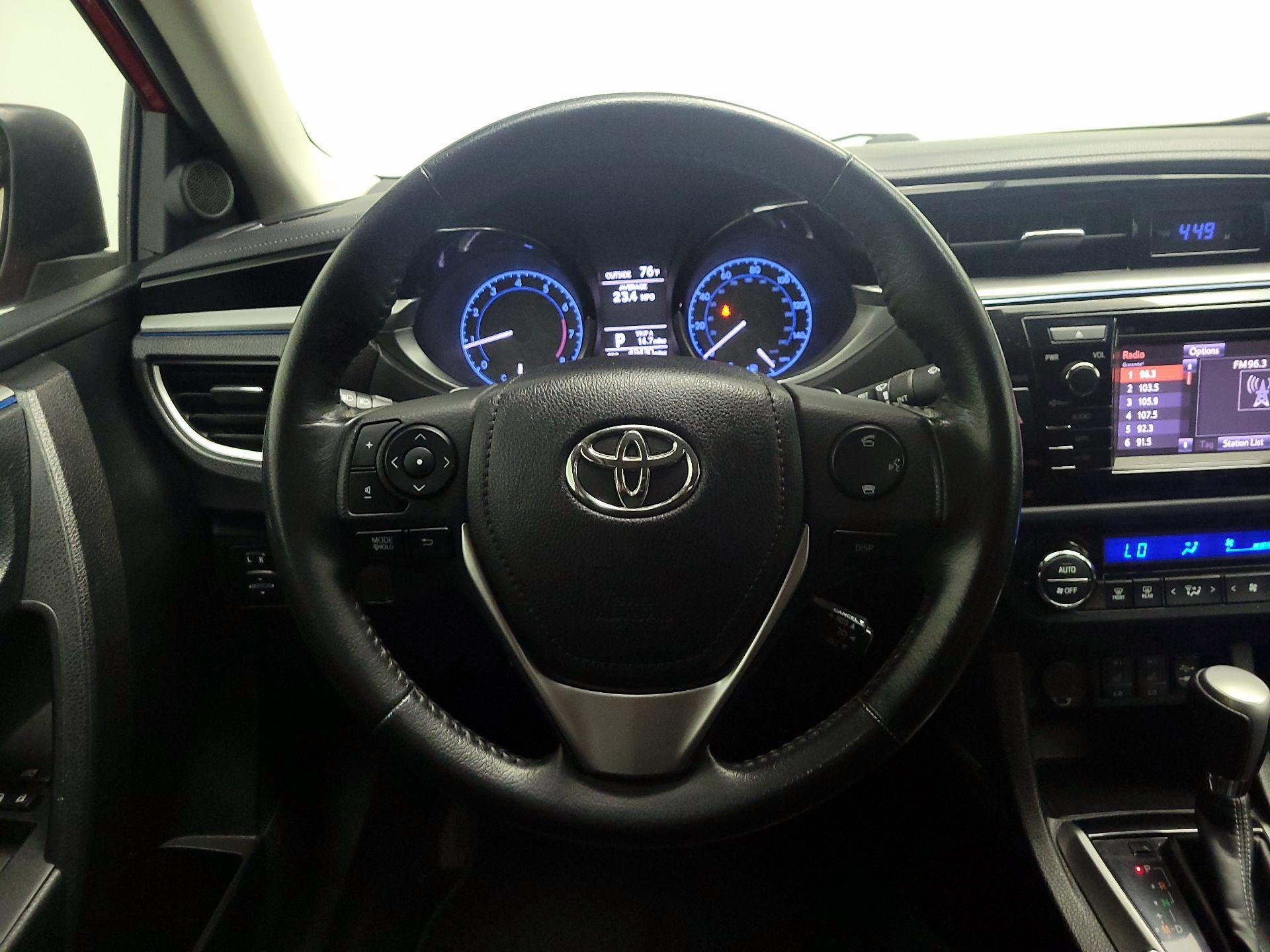 Thumbnail: 2014 Toyota Corolla - 10